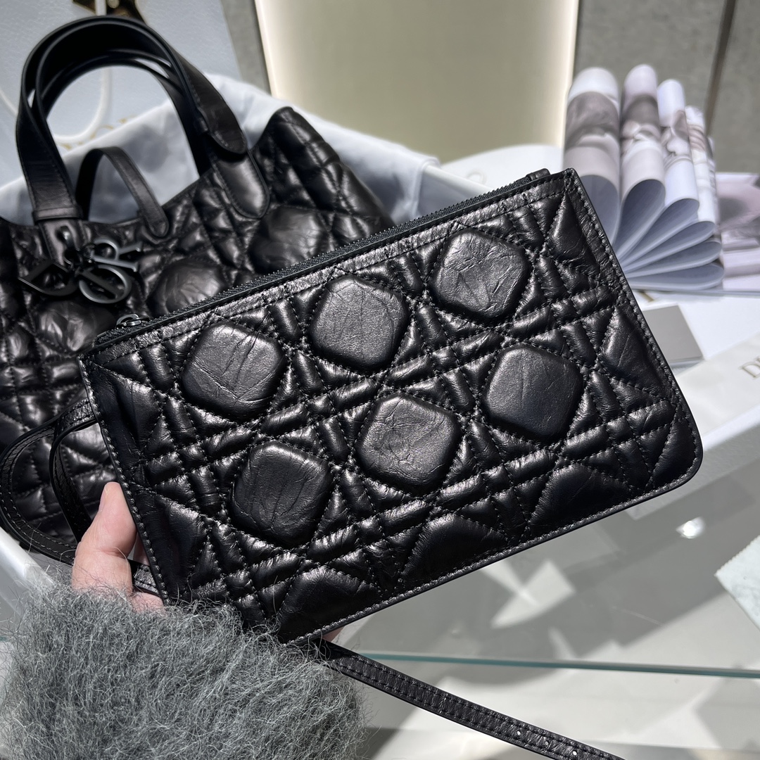 Basic Bag Cow Leather 28cm