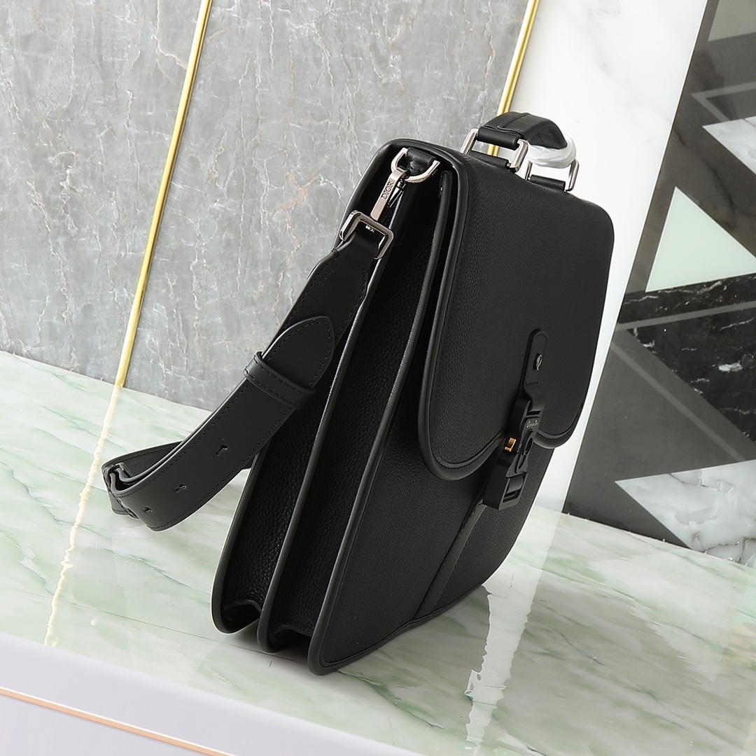 Dior Briefcase Cow Leather 29cm-m-l