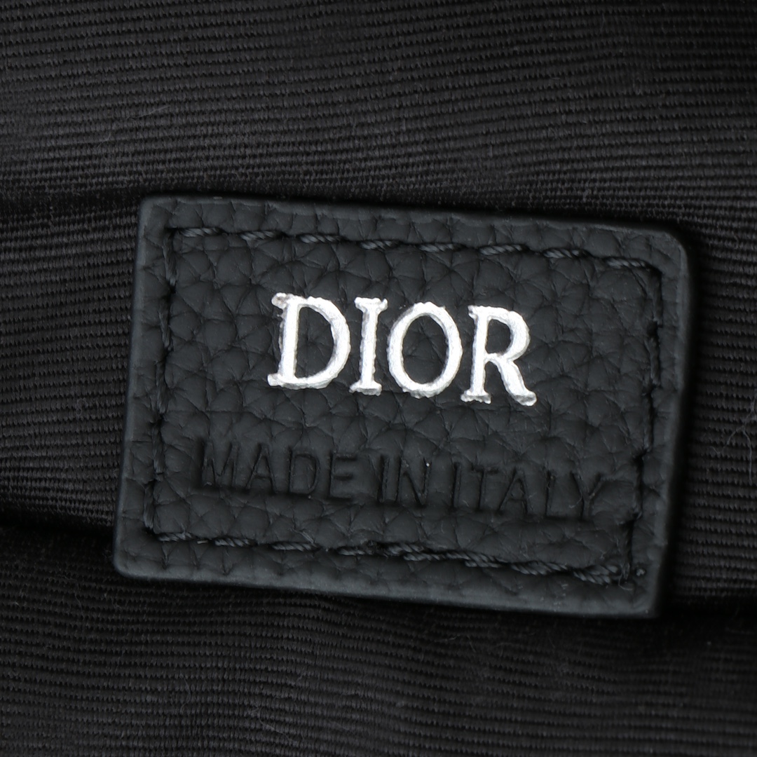 Dior Male Basic Bag Cow Leather Black L-s