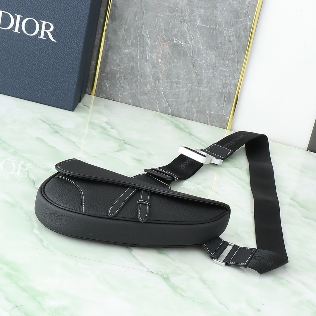 Dior Male Crossbody Bag Cow Leather Black L-s