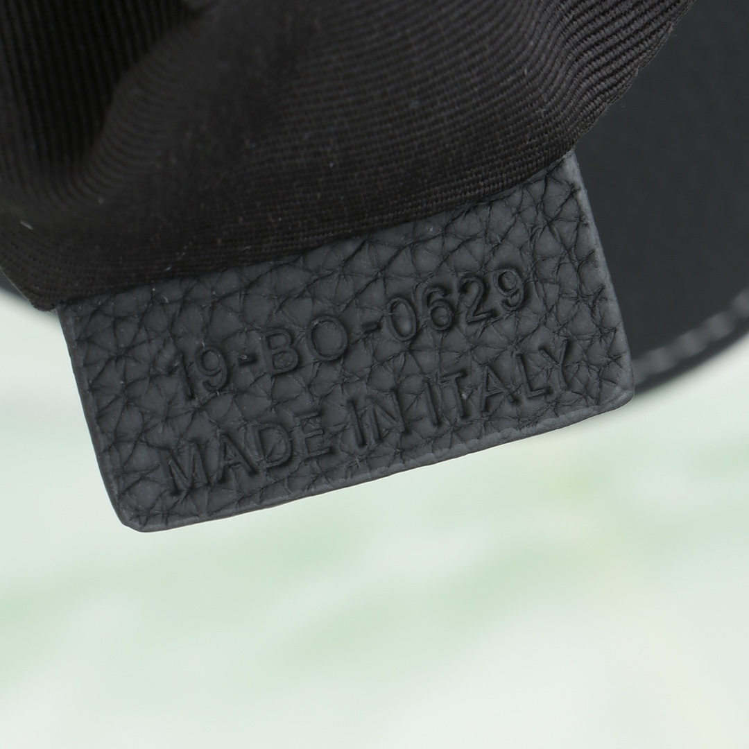 Dior Male Crossbody Bag Cow Leather Black L-s