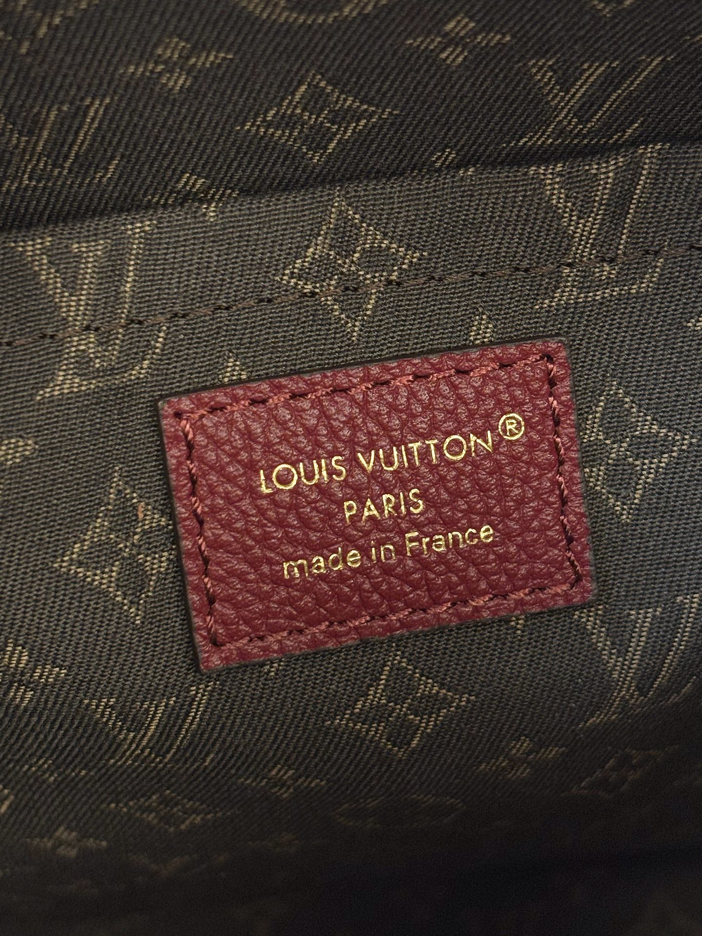Louis Vuitton Basic Bag Cow Leather M-s