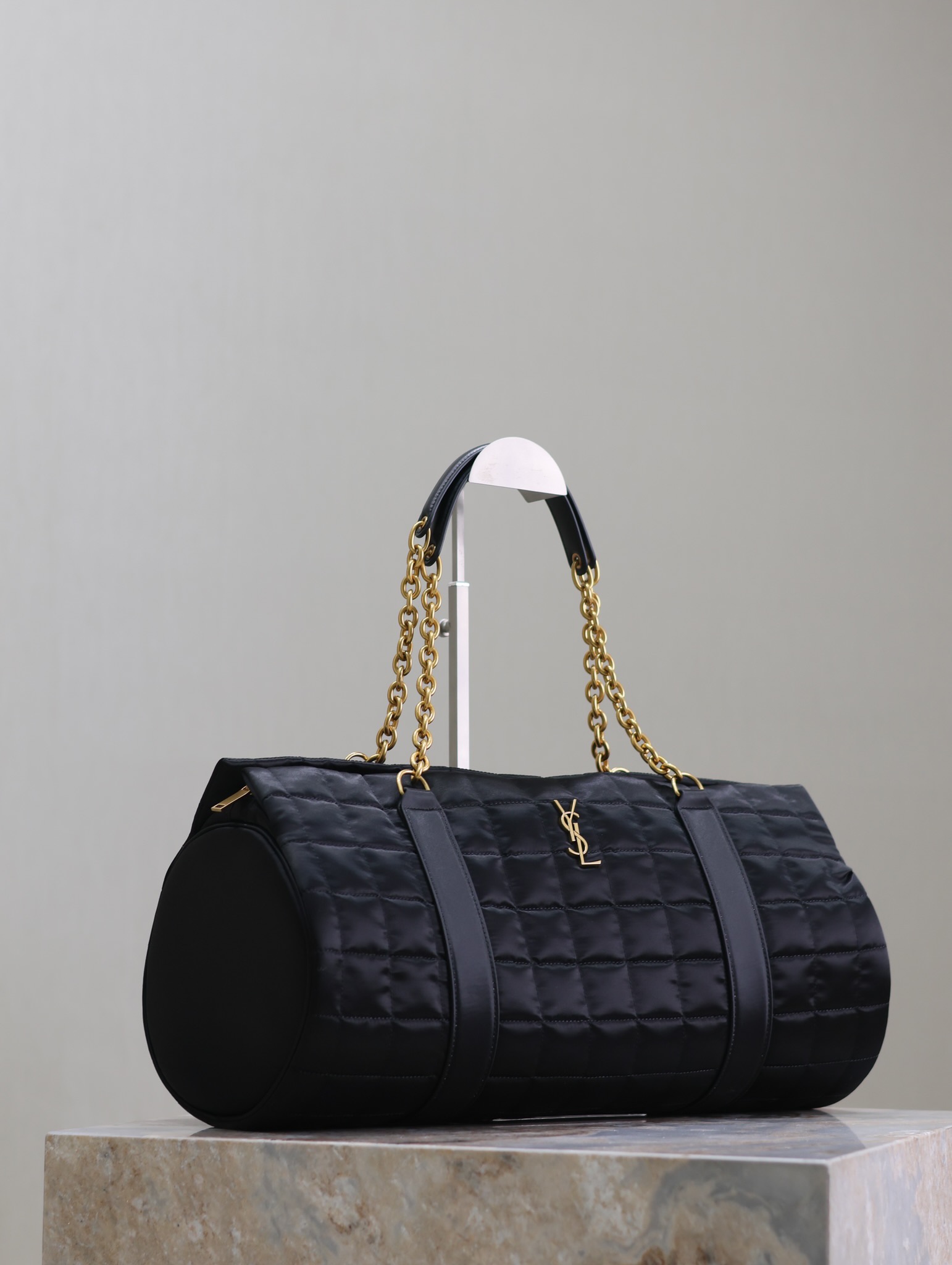 Basic Bag Cow Leather 18cm-l