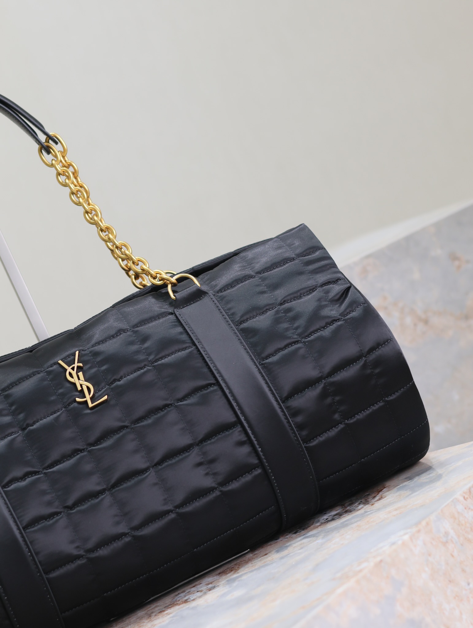 Basic Bag Cow Leather 18cm-l