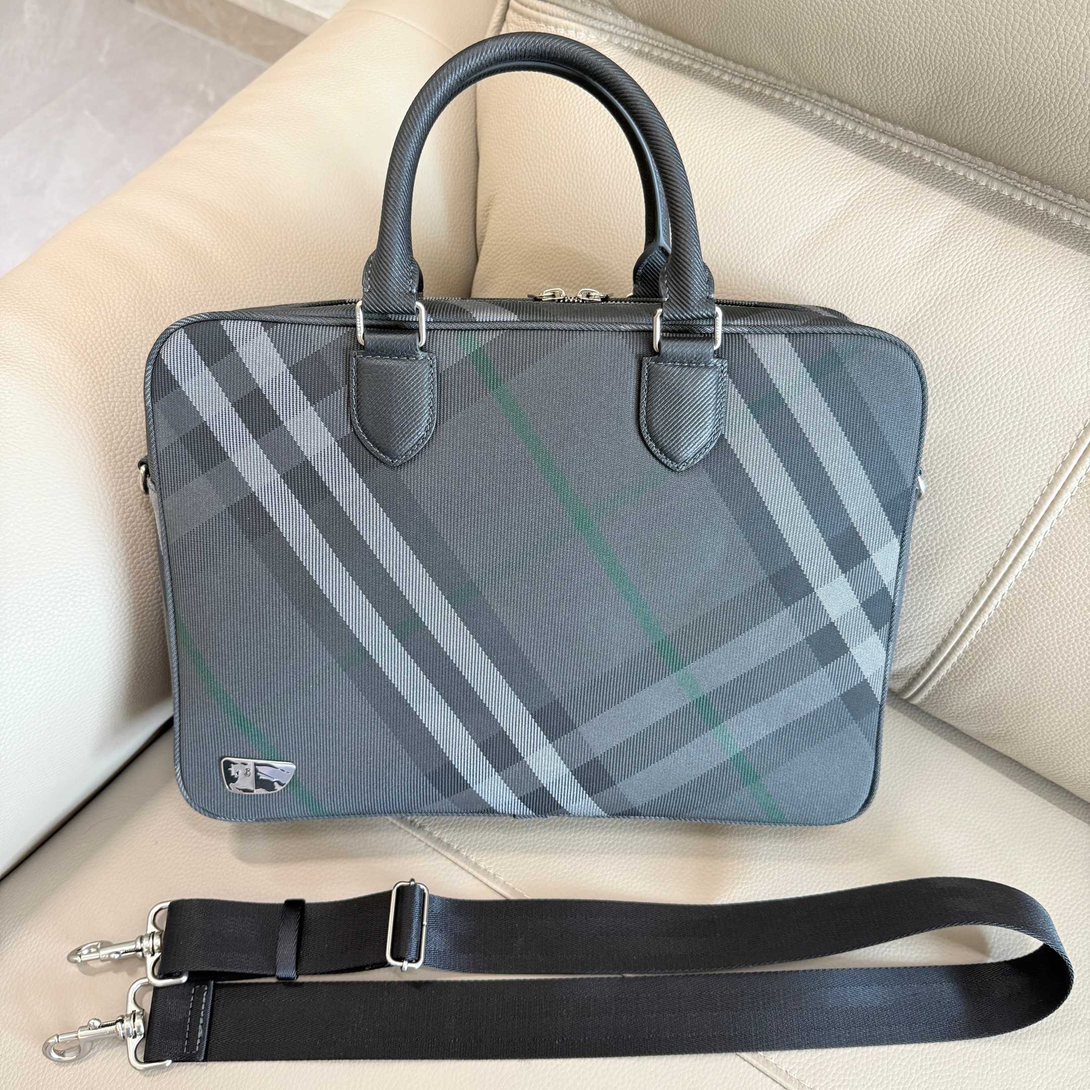 Briefcase Nylon 27cm