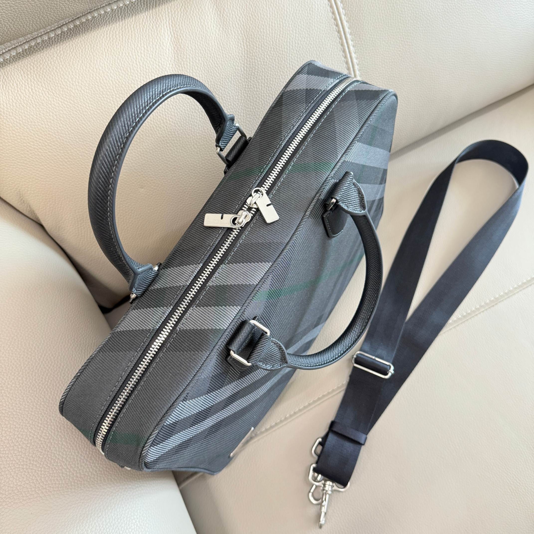 Briefcase Nylon 27cm