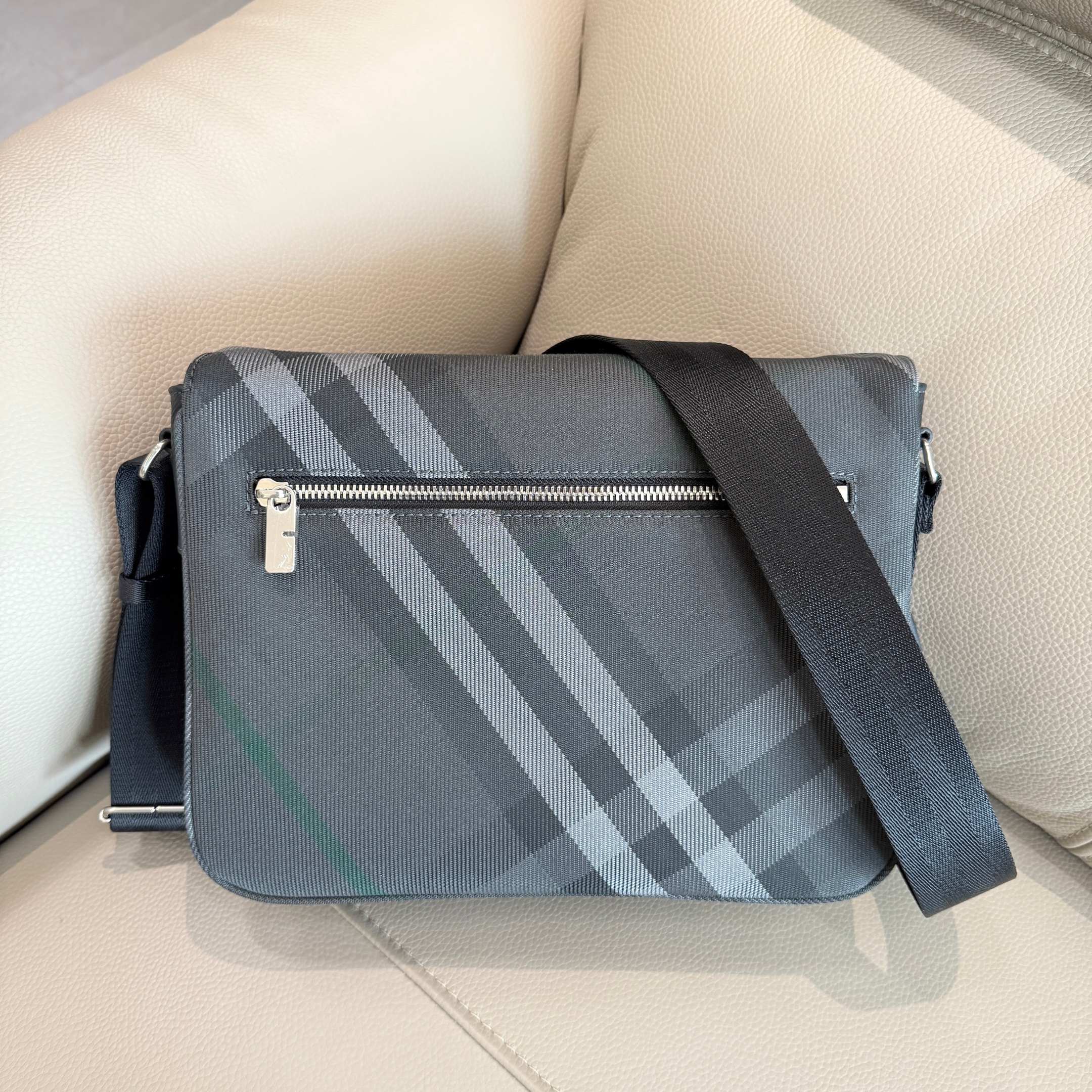 Messenger Bag Nylon 23cm