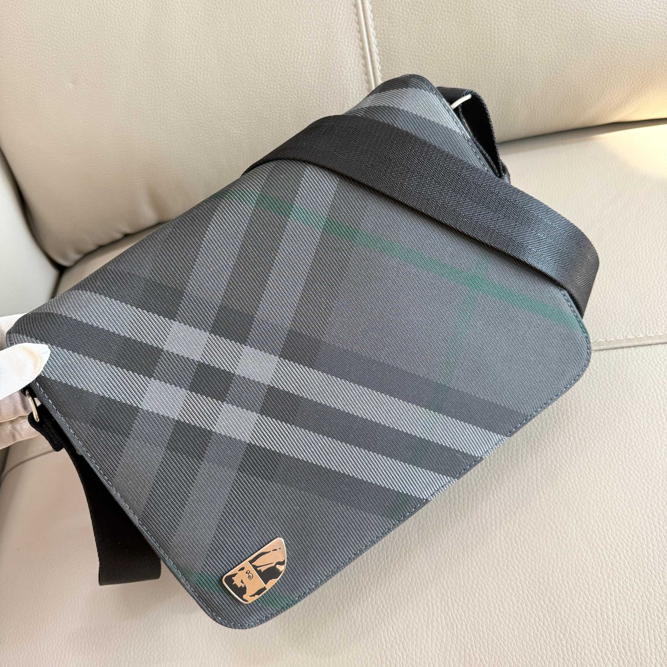 Messenger Bag Nylon 23cm