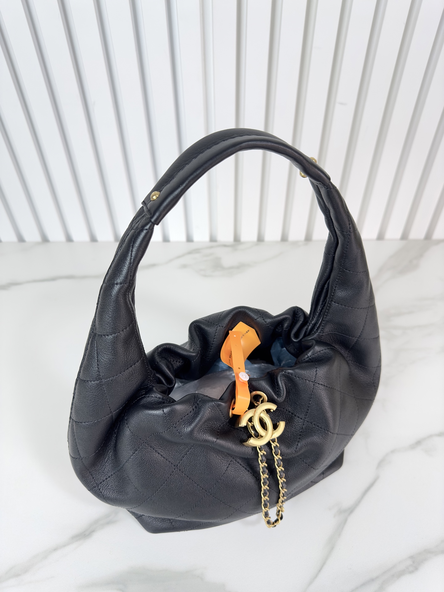 Basic Bag Cow Leather Black 12cm