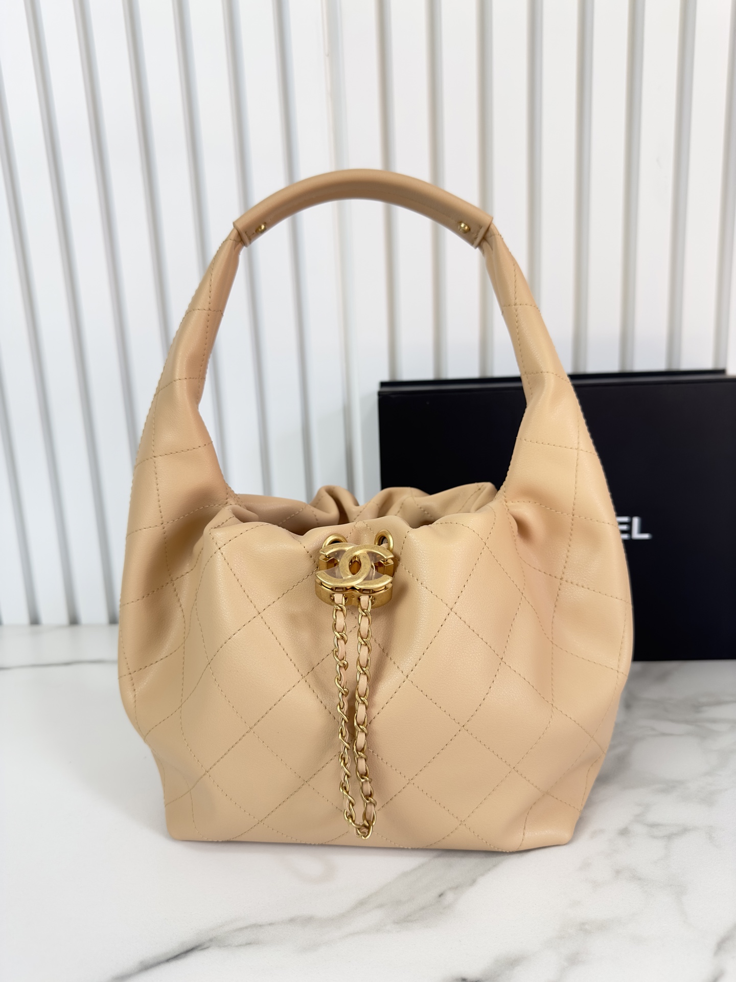 Basic Bag Cow Leather 12cm