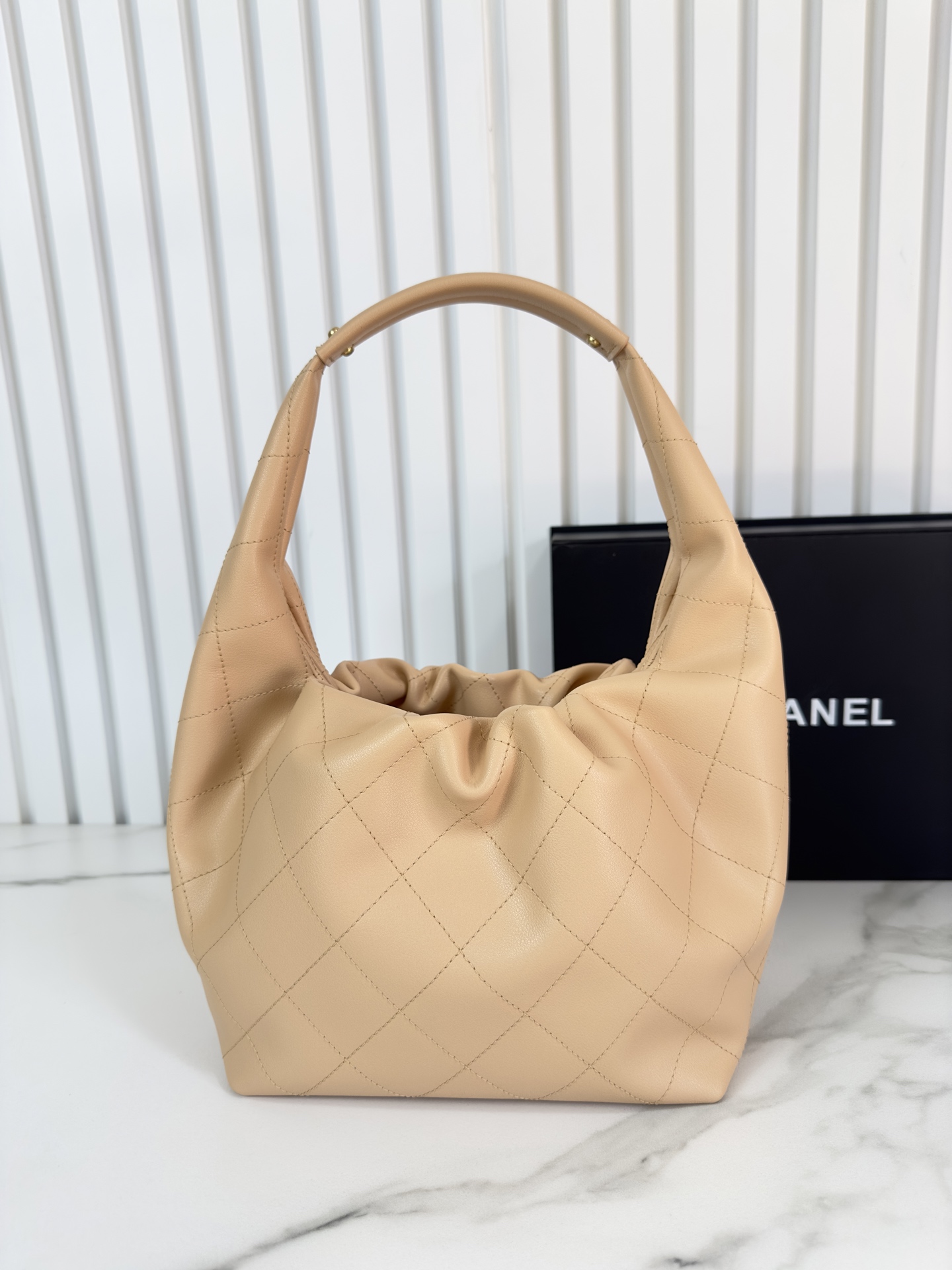 Basic Bag Cow Leather 12cm
