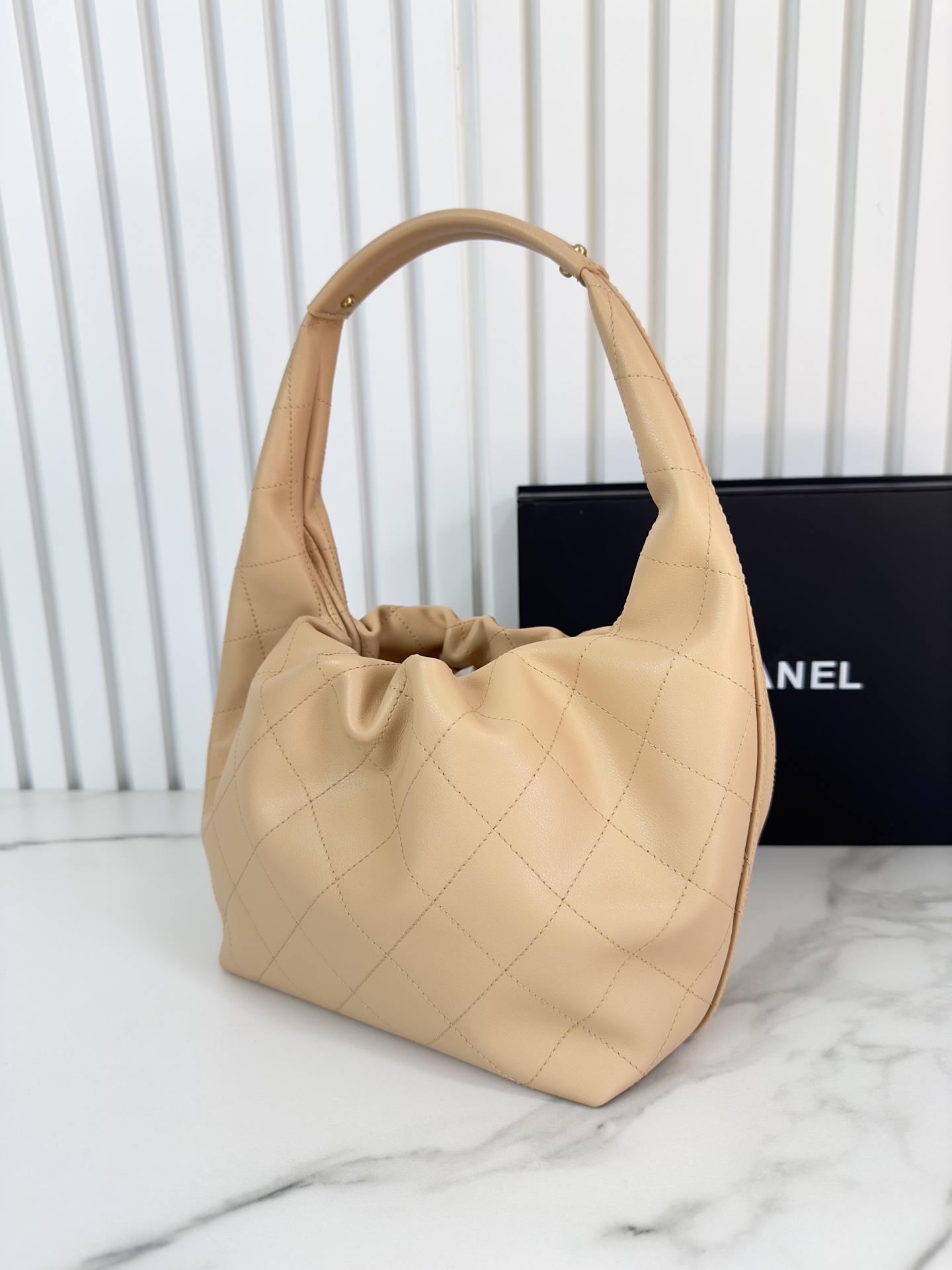 Basic Bag Cow Leather 12cm