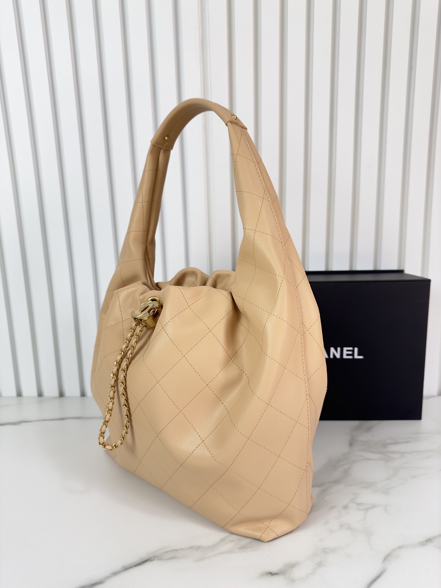 Basic Bag Cow Leather 12cm