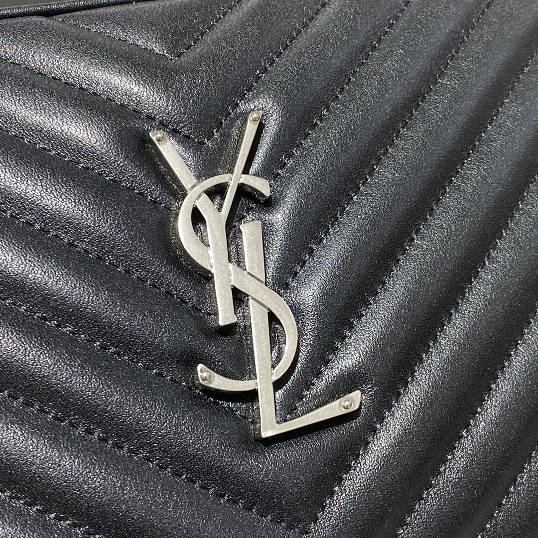 Louis Vuitton Basic Bag Cow Leather M-l