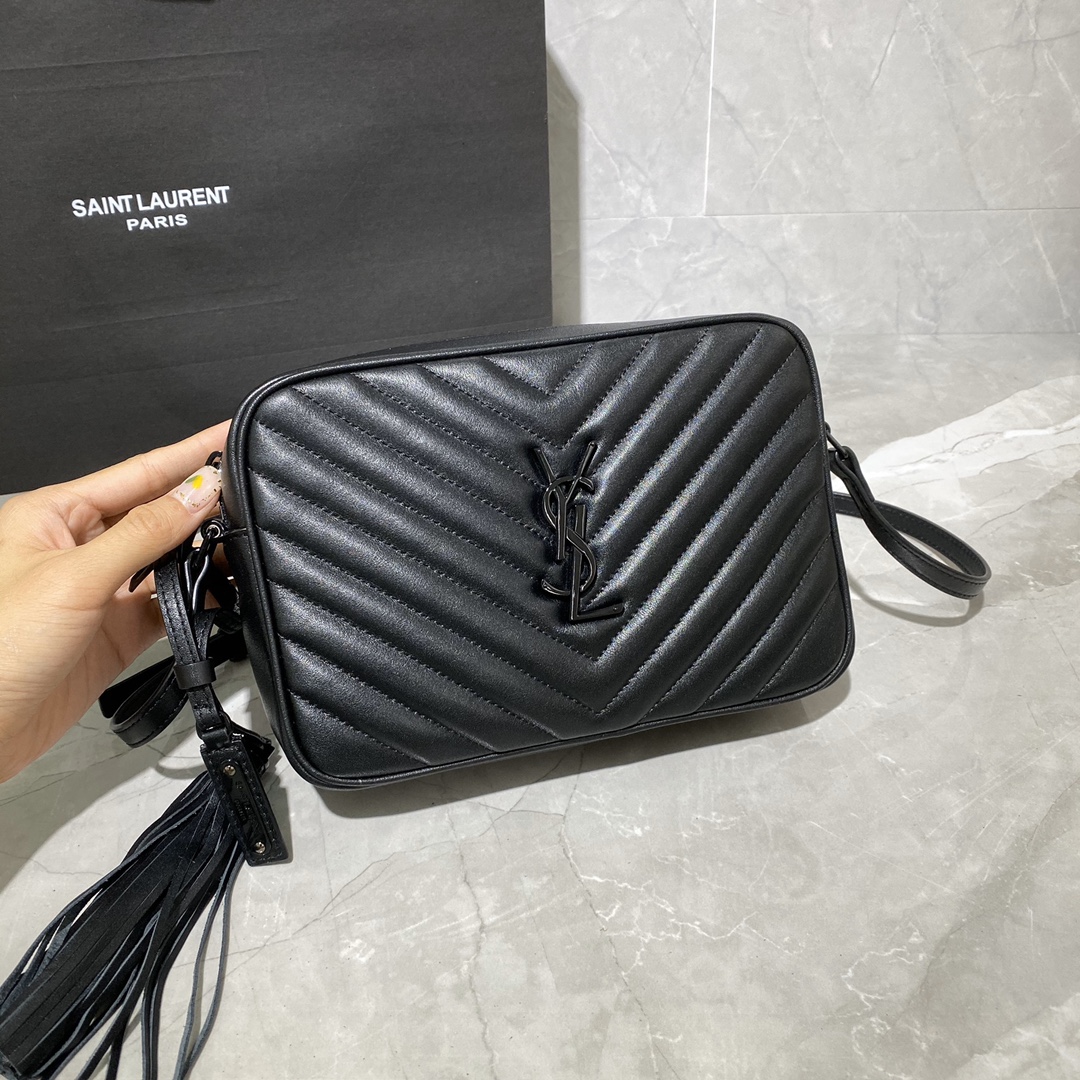 Louis Vuitton Basic Bag Cow Leather M-l