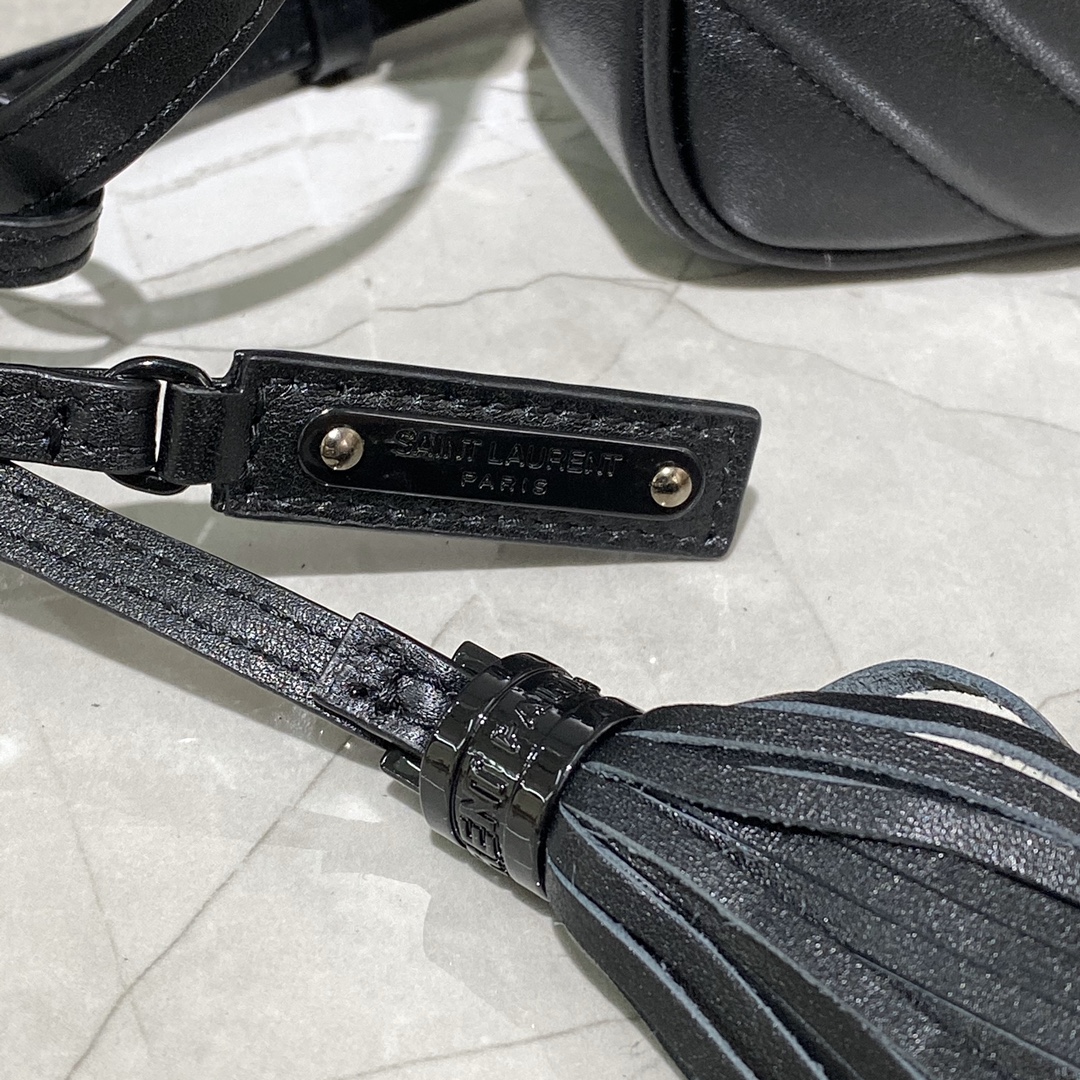 Louis Vuitton Basic Bag Cow Leather M-l