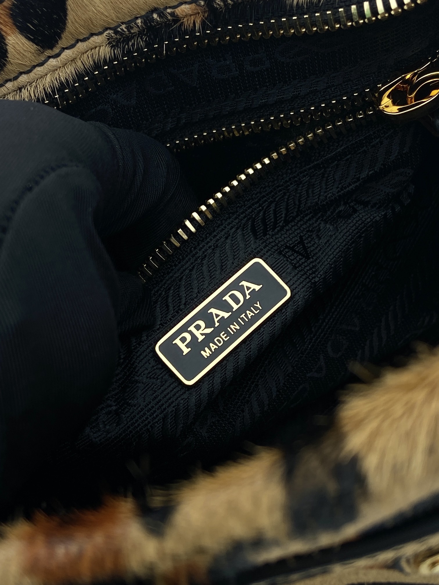 Prada Tote Bag M-l-s