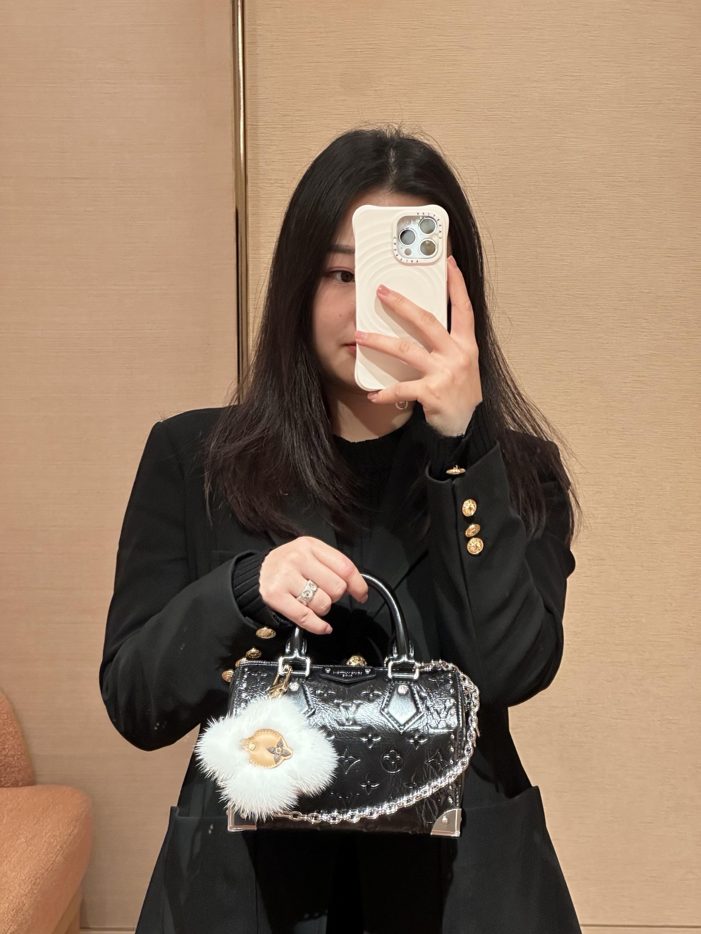 Louis Vuitton Basic Bag L-s