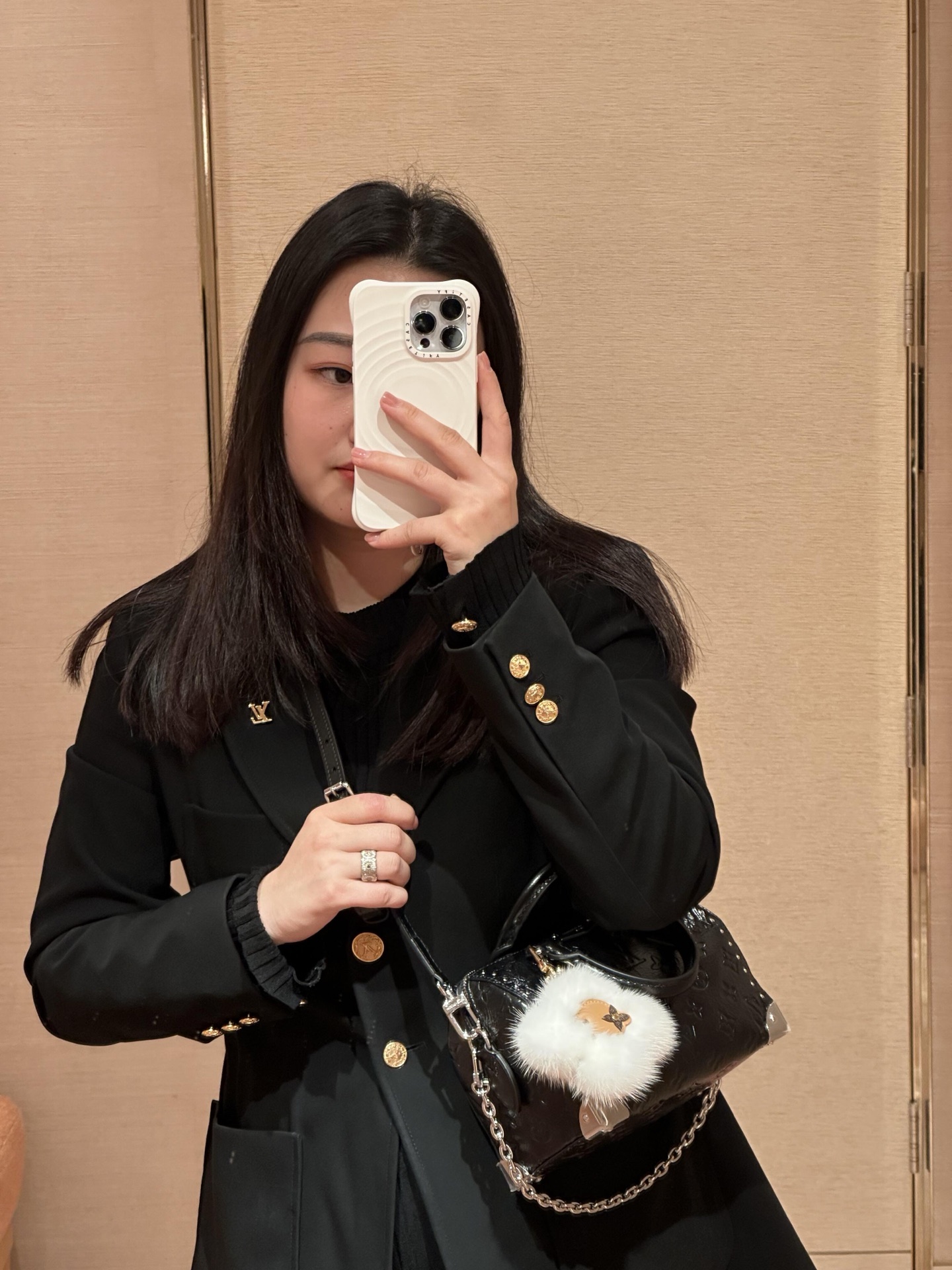 Louis Vuitton Basic Bag L-s