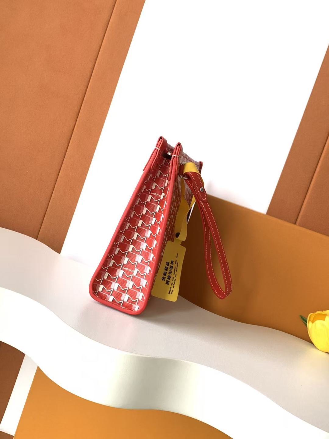 Louis Vuitton Basic Bag M-s