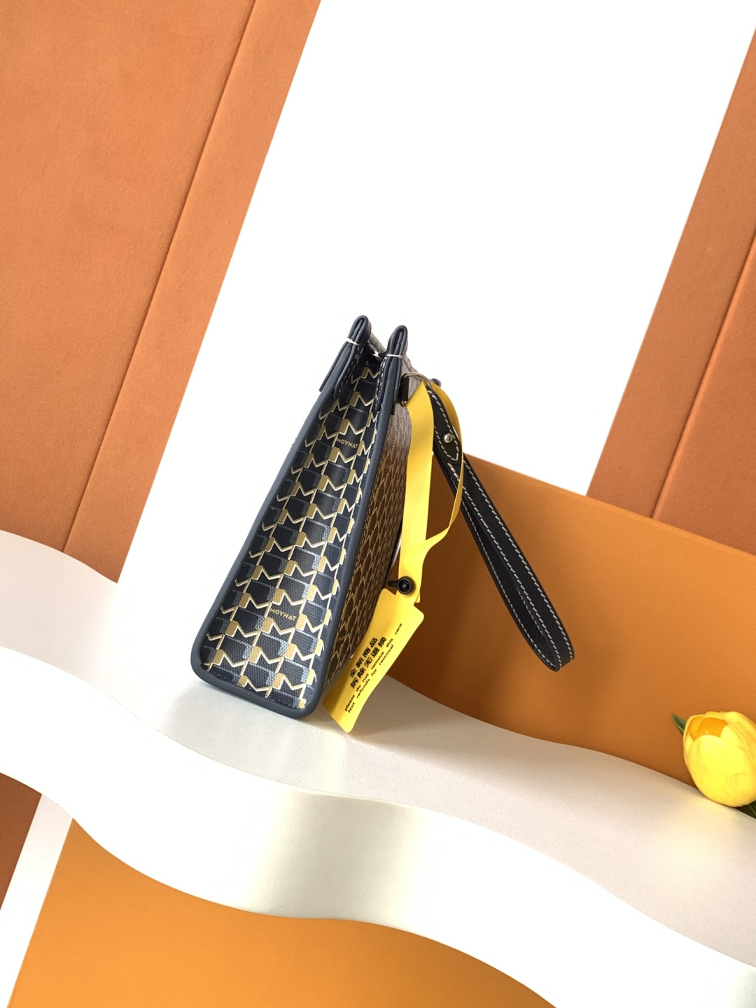 Louis Vuitton Basic Bag M-s