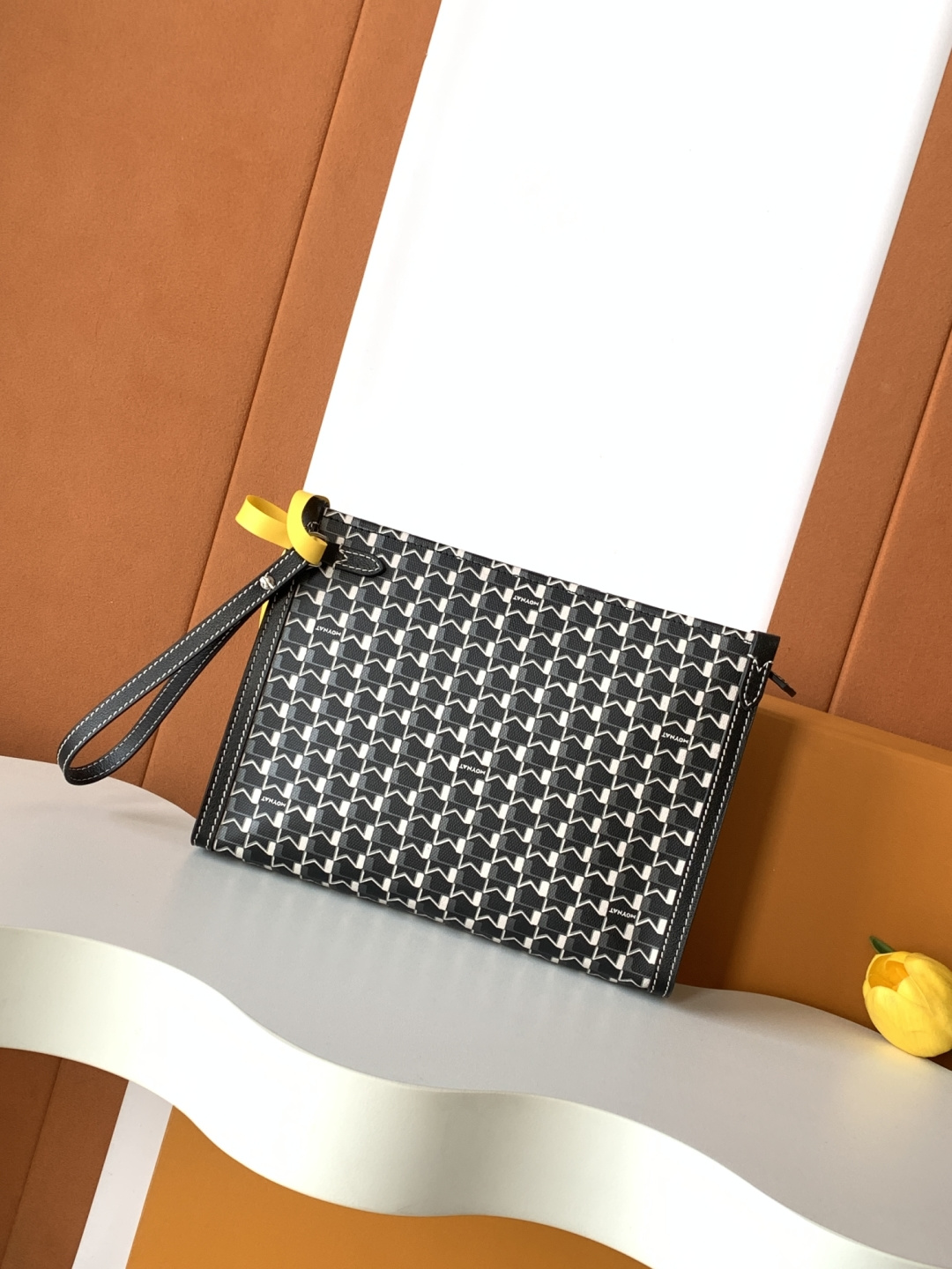 Louis Vuitton Basic Bag M-s