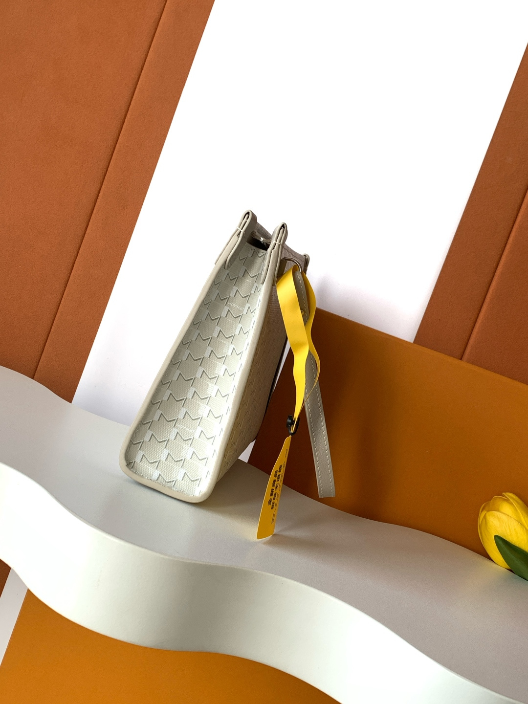 Louis Vuitton Basic Bag M-s