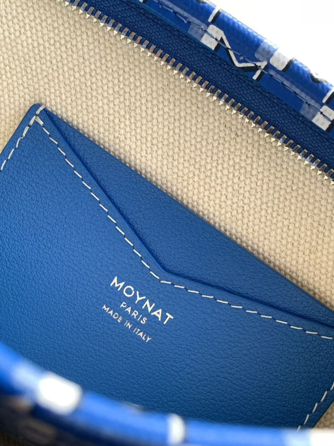 Louis Vuitton Basic Bag M-s