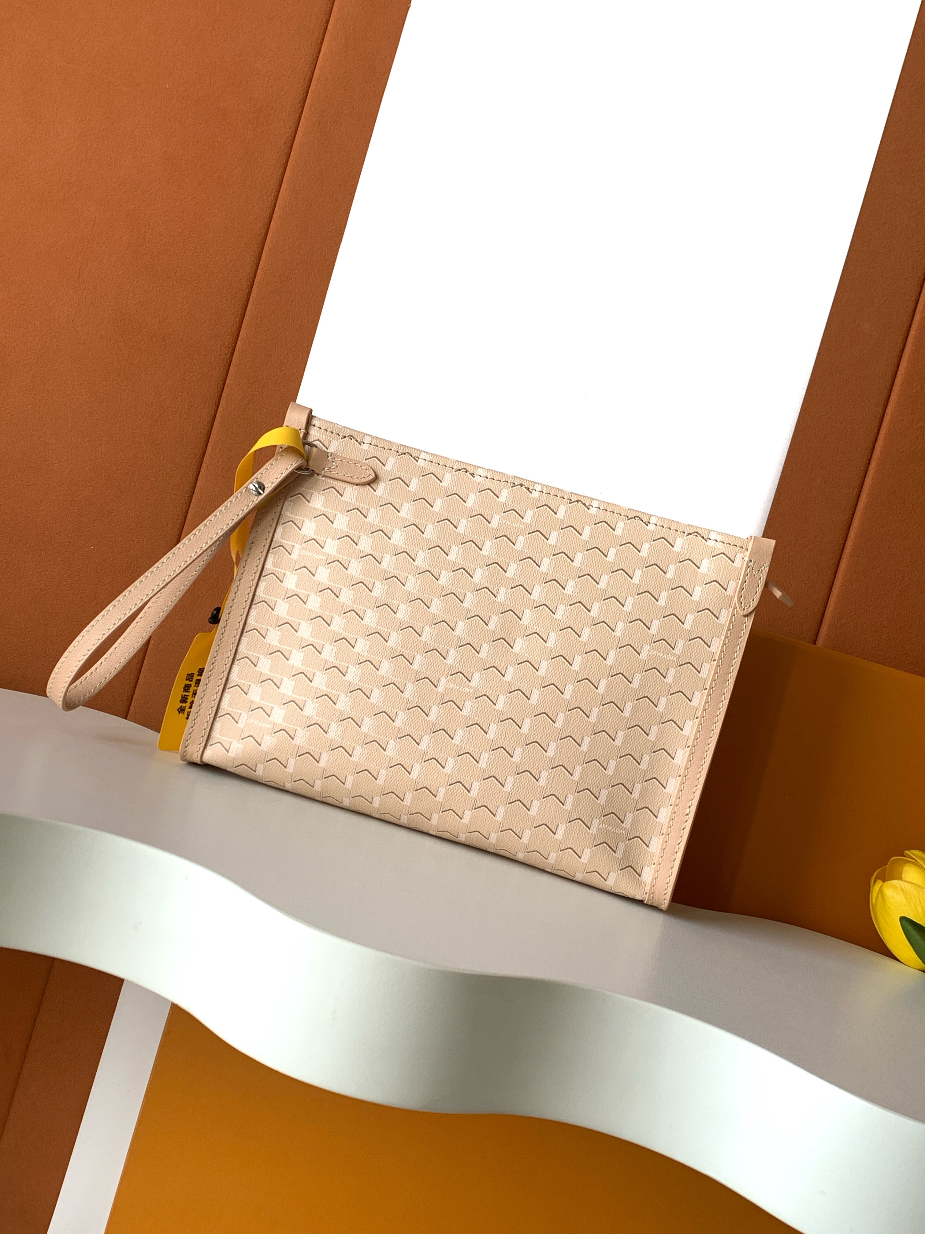 Louis Vuitton Basic Bag M-s