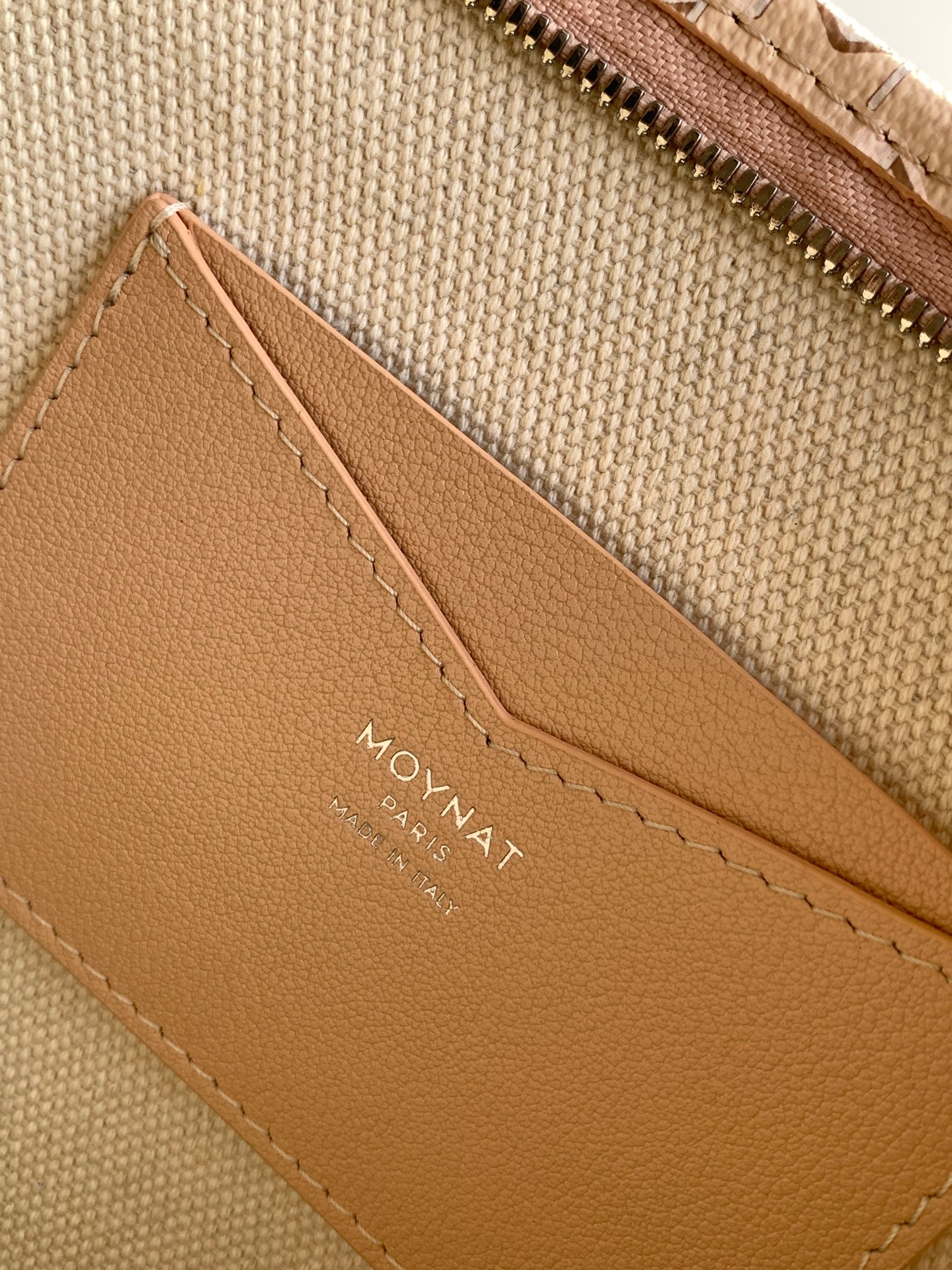 Louis Vuitton Basic Bag M-s