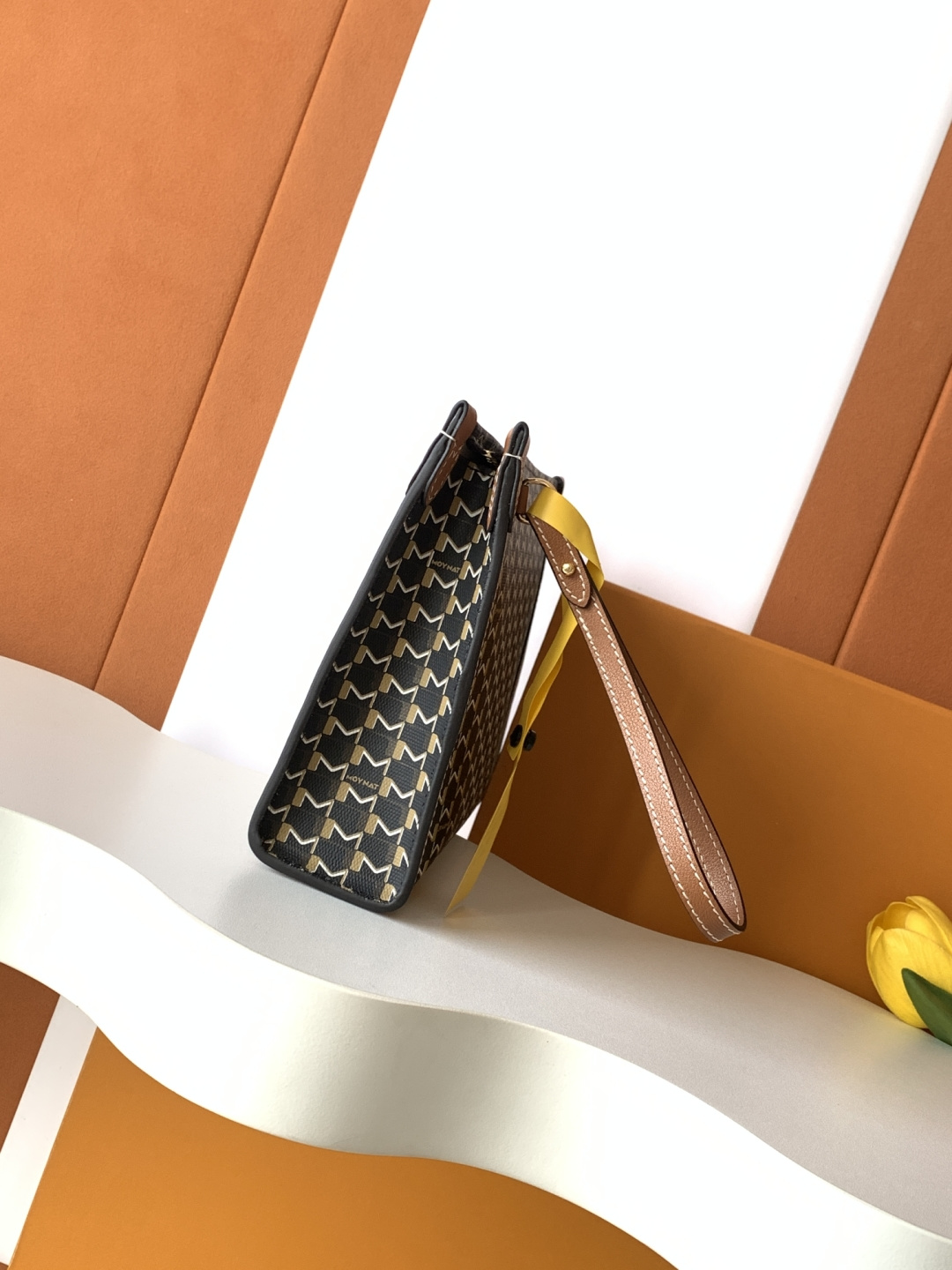 Louis Vuitton Basic Bag M-s