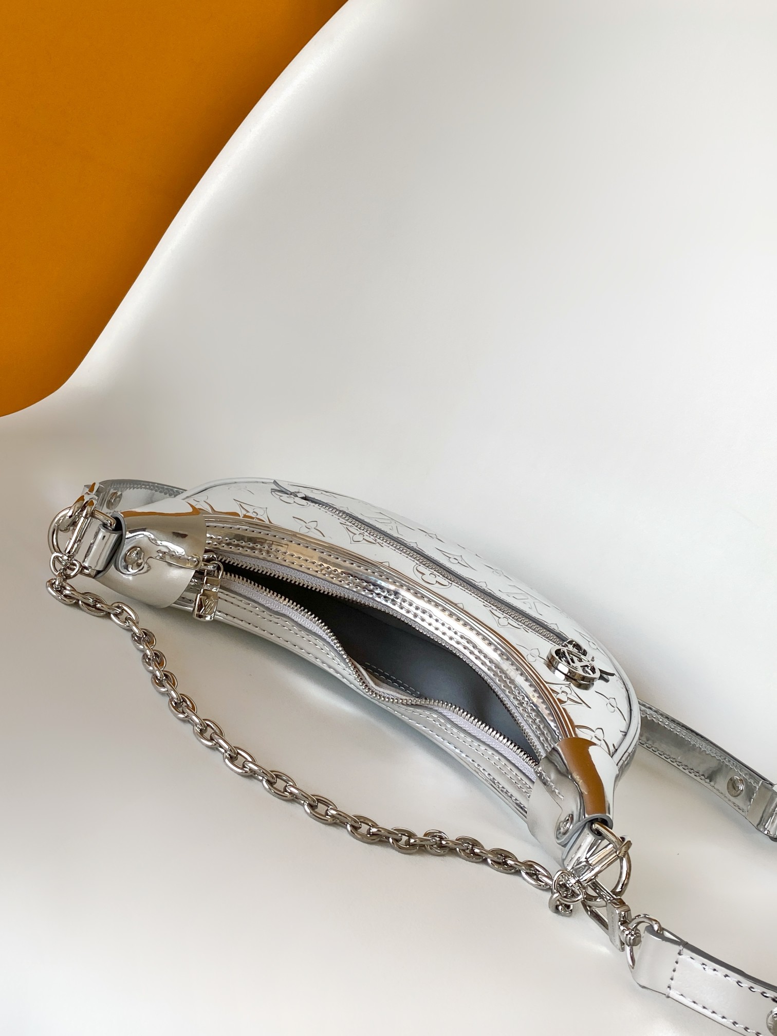 Louis Vuitton Basic Bag Canvas Silver M-l-s