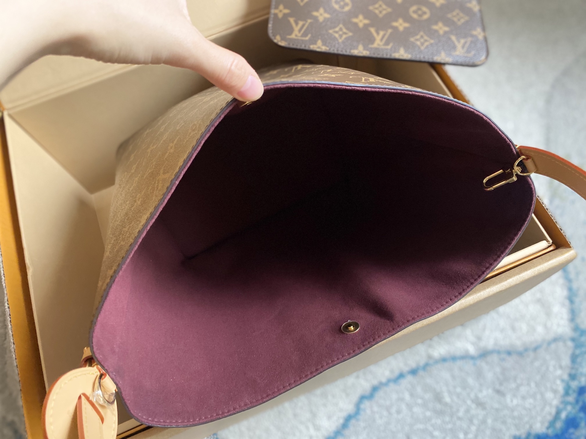 Louis Vuitton Bucket Bag Canvas M-l