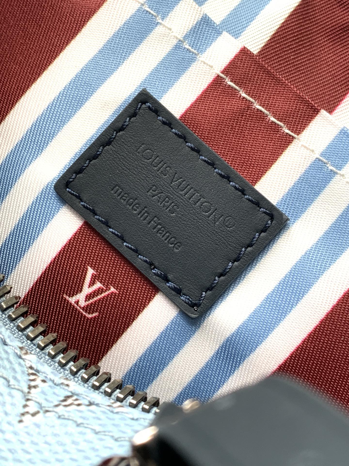 Louis Vuitton Basic Bag Cow Leather Blue 25cm-m-l