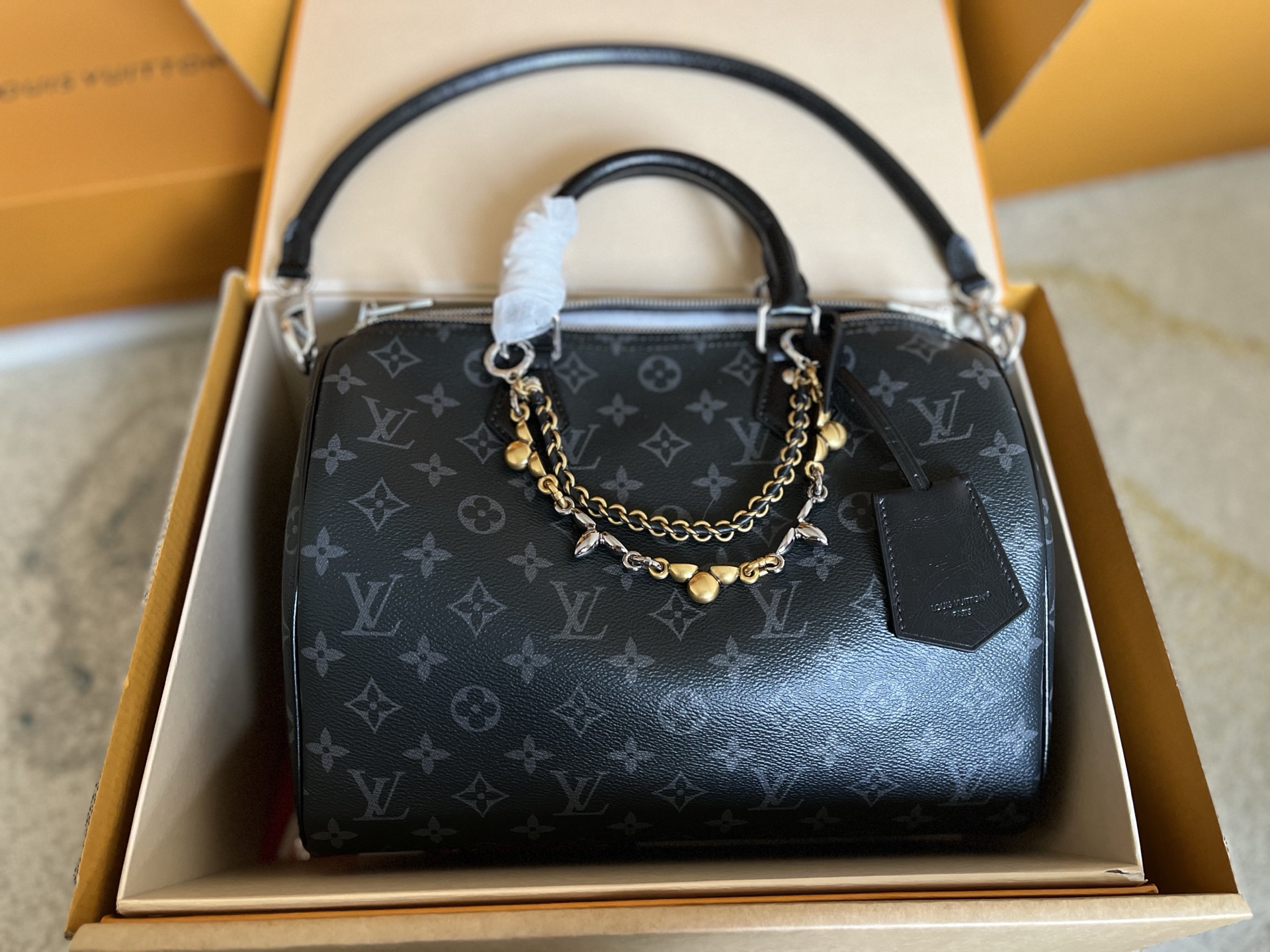 Louis Vuitton Basic Bag Canvas M-l-s