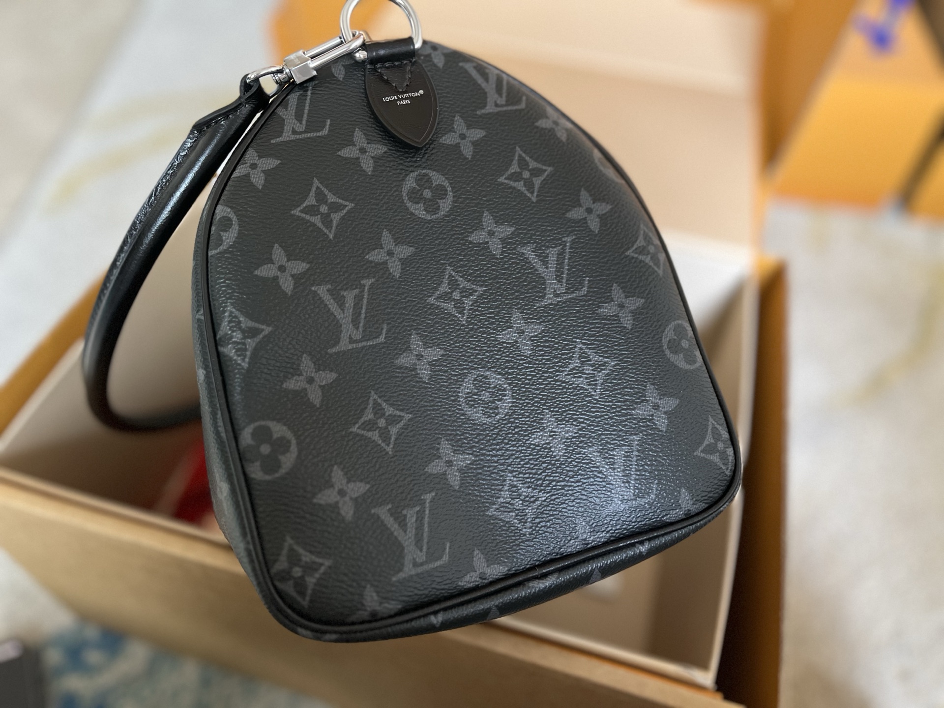 Louis Vuitton Basic Bag Canvas M-l-s