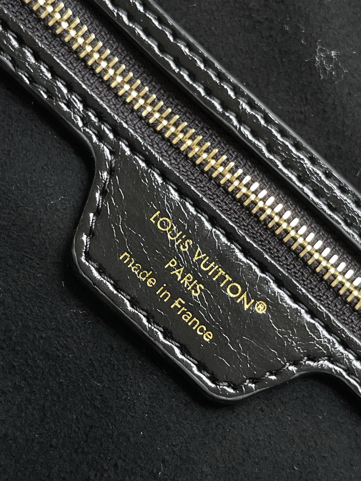 Louis Vuitton Basic Bag Canvas M-s