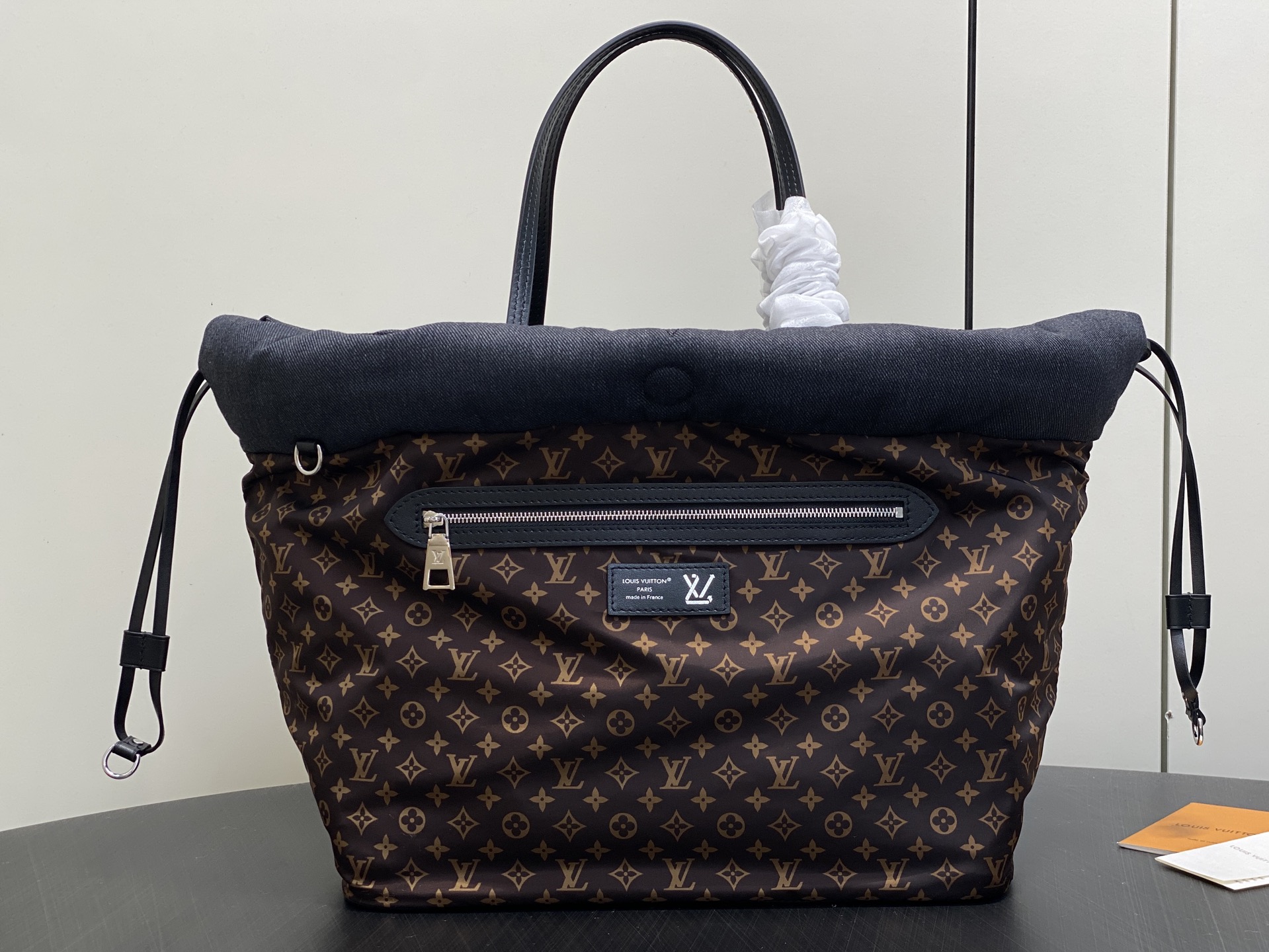 Louis Vuitton Tote Bag M-l-s
