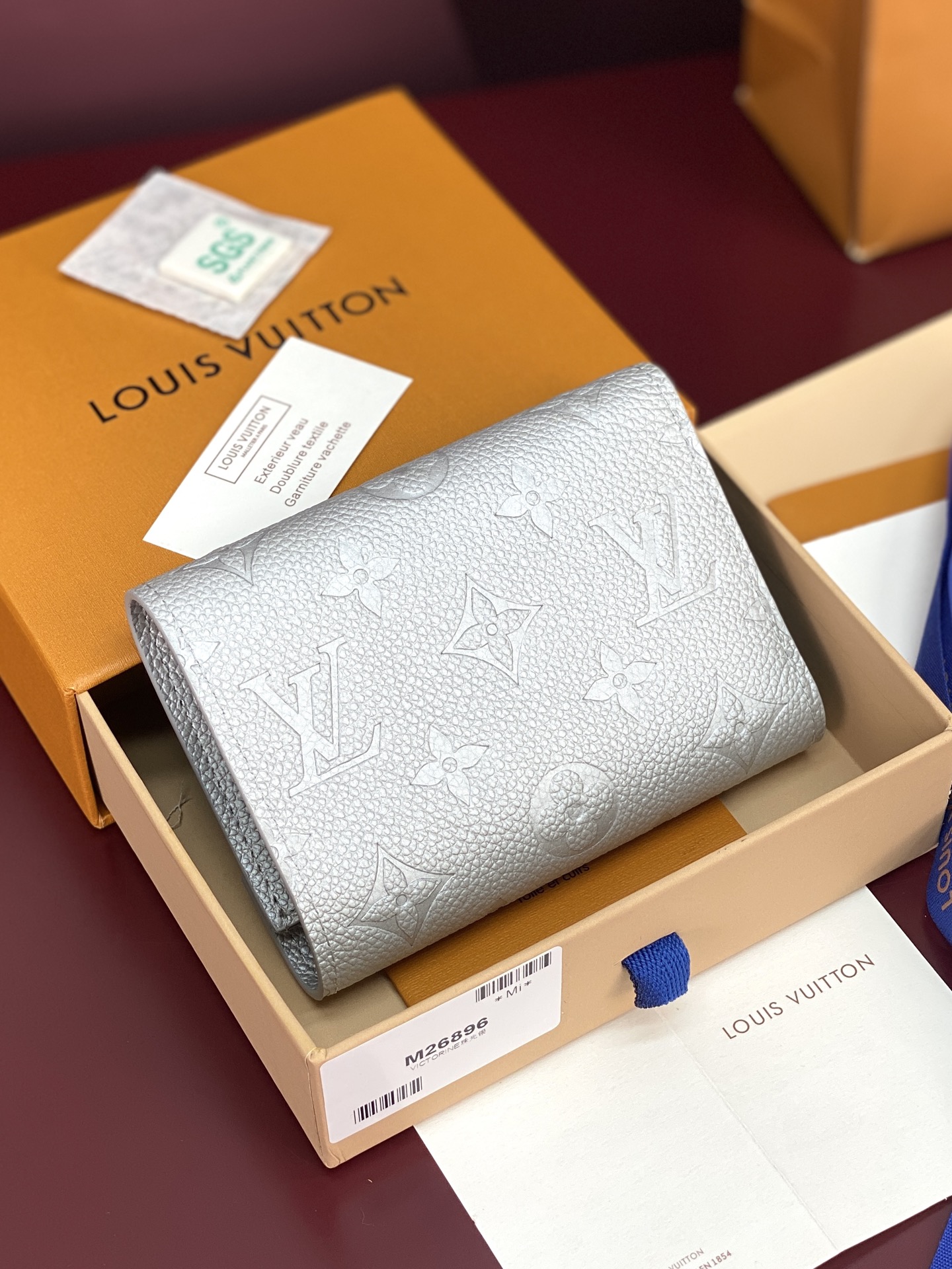 Louis Vuitton Basic Bag Cow Leather Silver M