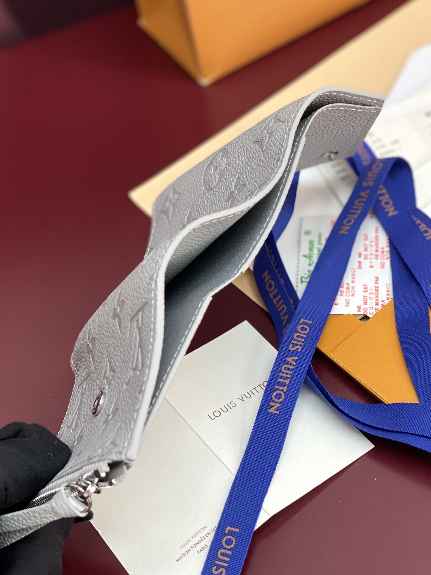 Louis Vuitton Basic Bag Cow Leather Silver M