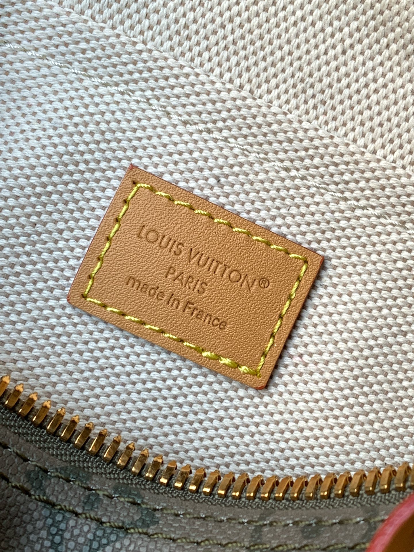 Louis Vuitton Basic Bag Canvas Green M-l-s