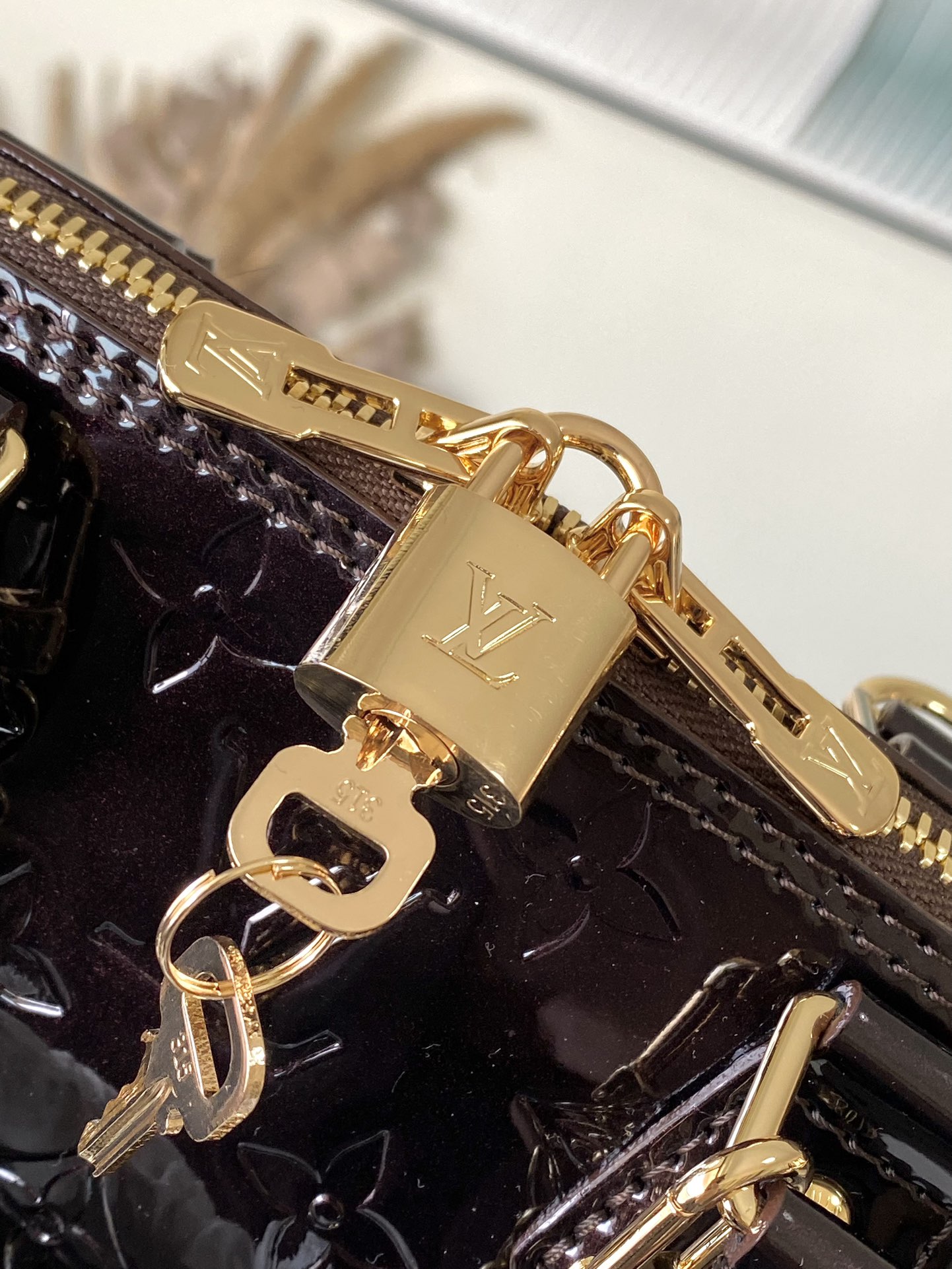 Louis Vuitton Basic Bag Gold 11cm-m-l-s