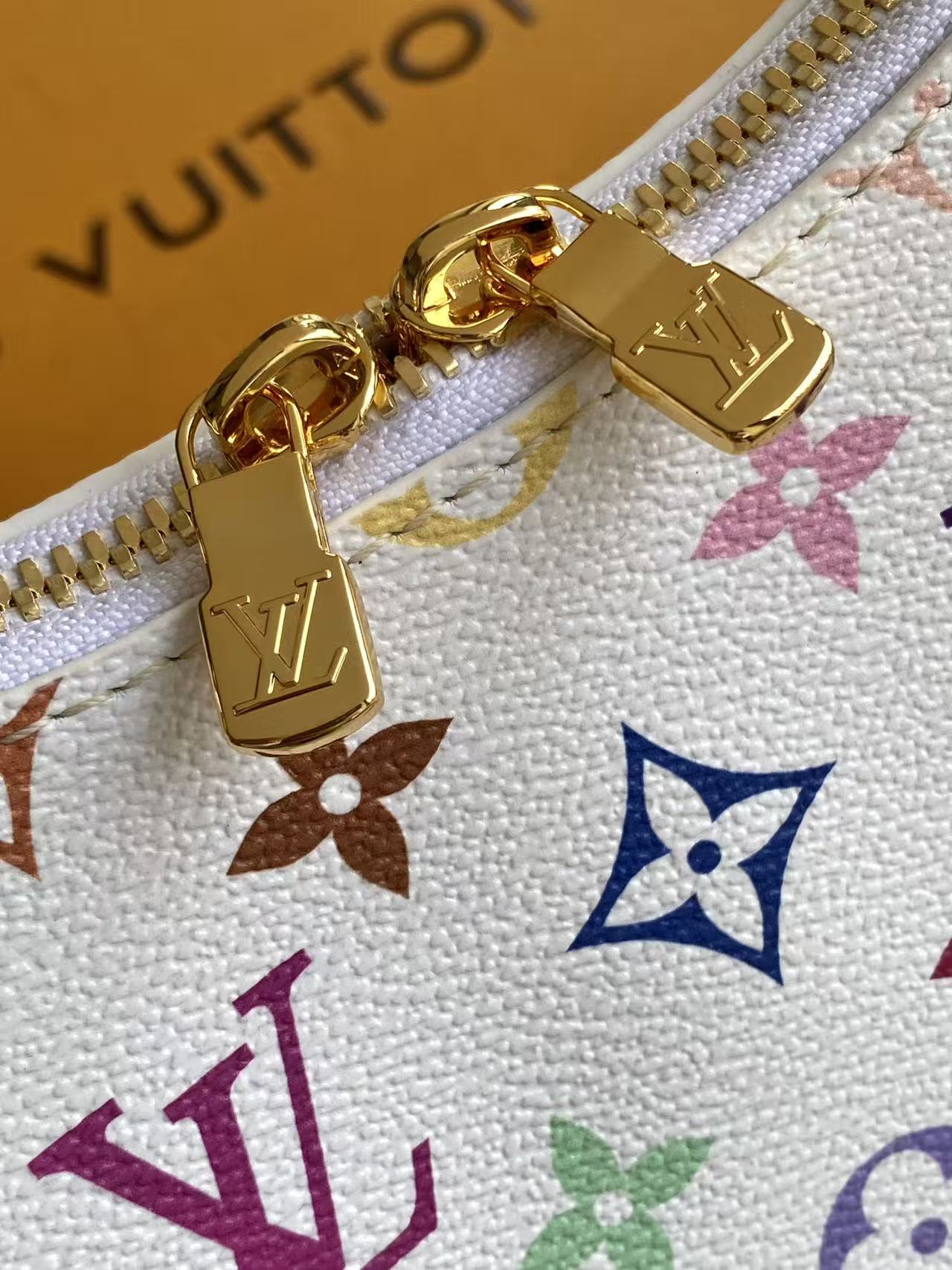 Louis Vuitton Clutch Bag Canvas M-l