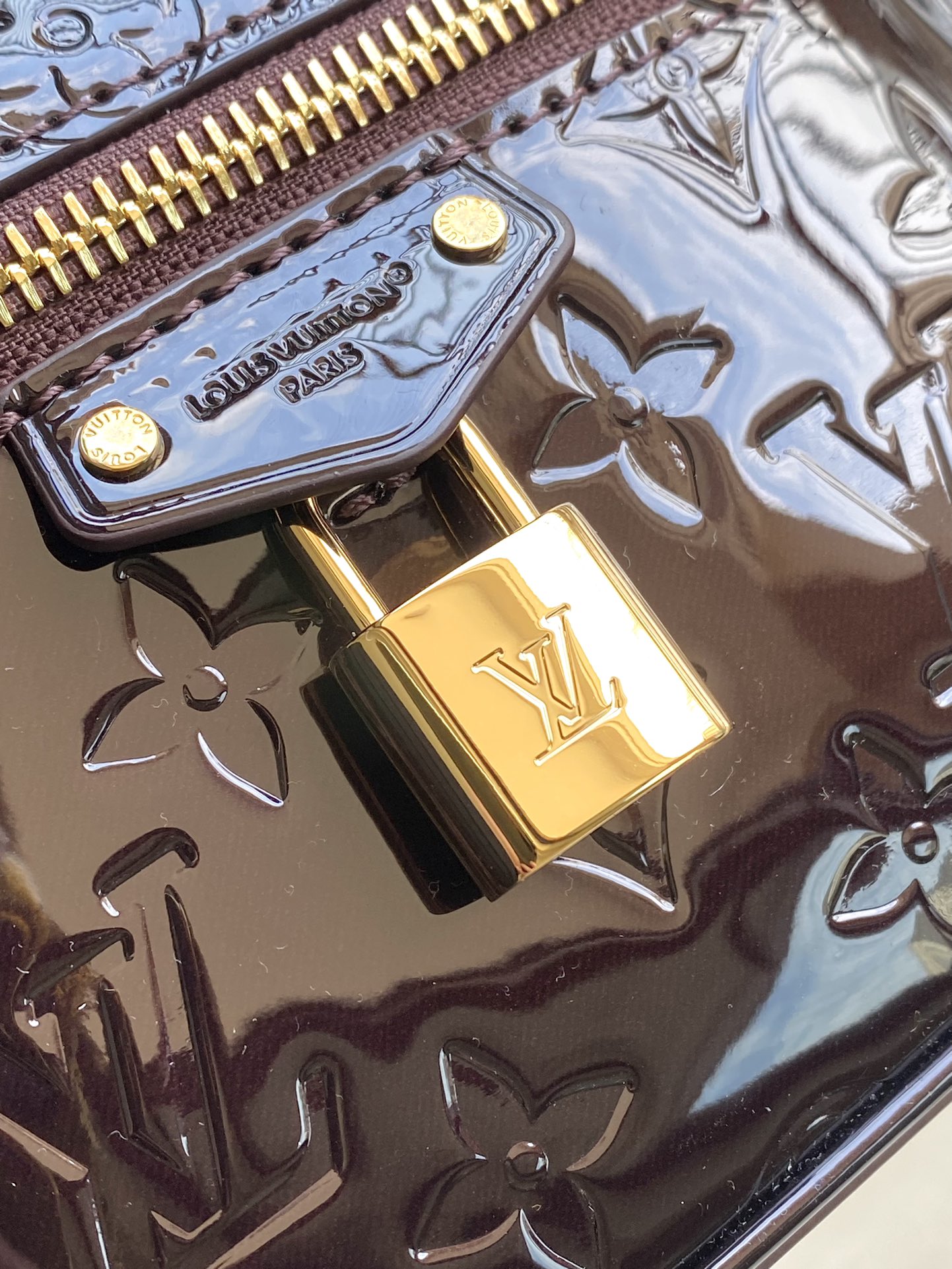 Louis Vuitton Basic Bag Canvas Gold M-l