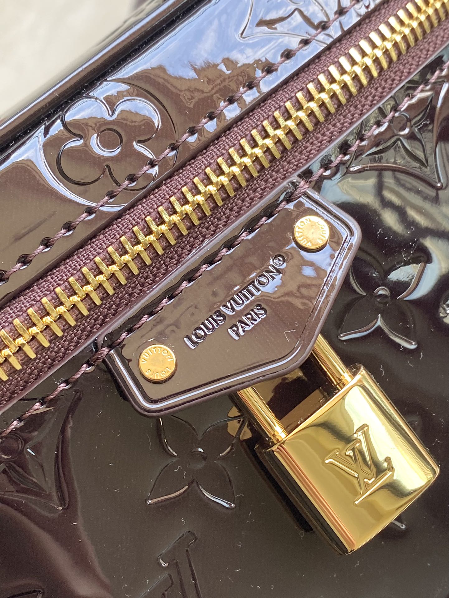 Louis Vuitton Basic Bag Canvas Gold M-l