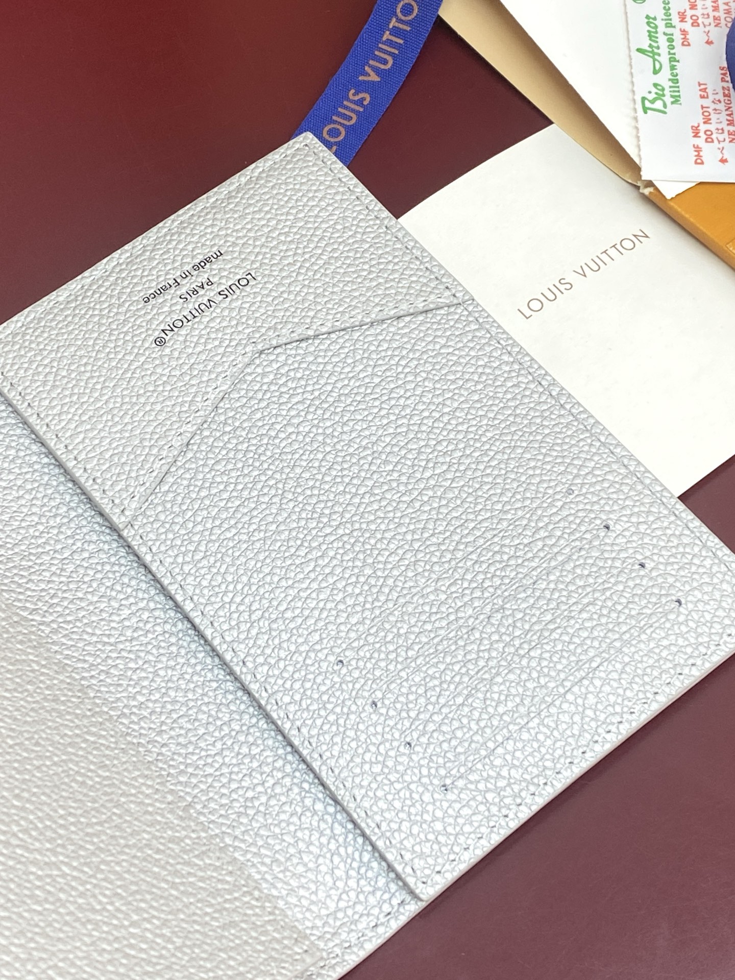 Louis Vuitton Basic Bag Cow Leather White M
