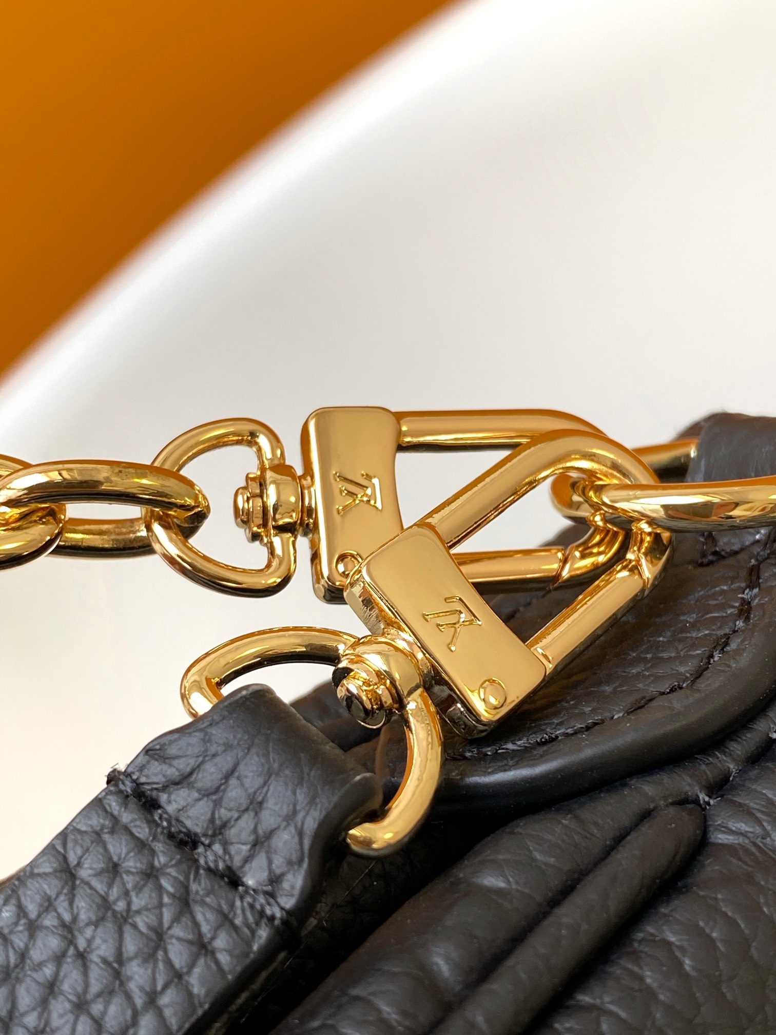 Louis Vuitton Basic Bag Cow Leather Black M-l-s