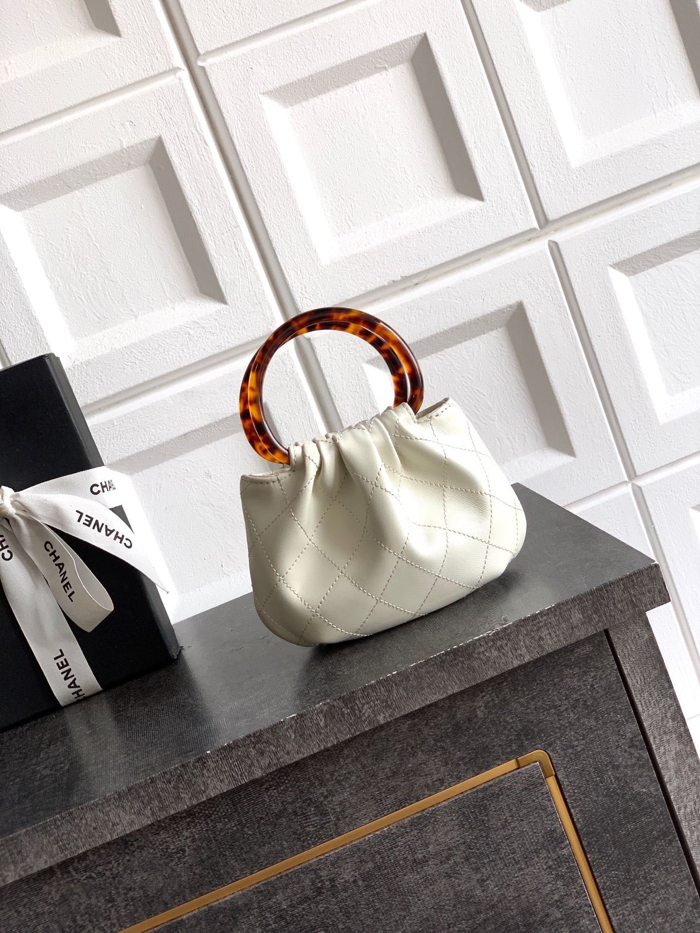 Chanel Tote Bag Sheepskin White M-l