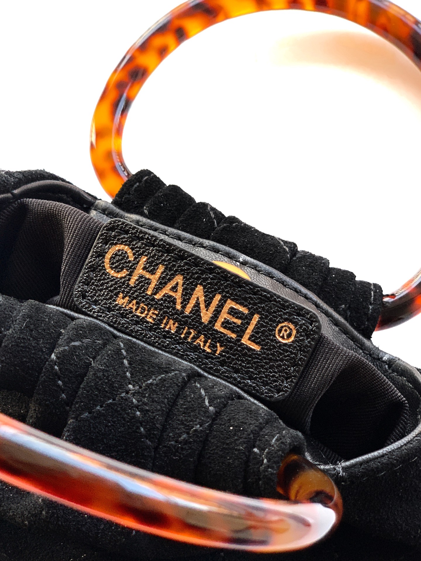 Chanel Basic Bag Black M-l