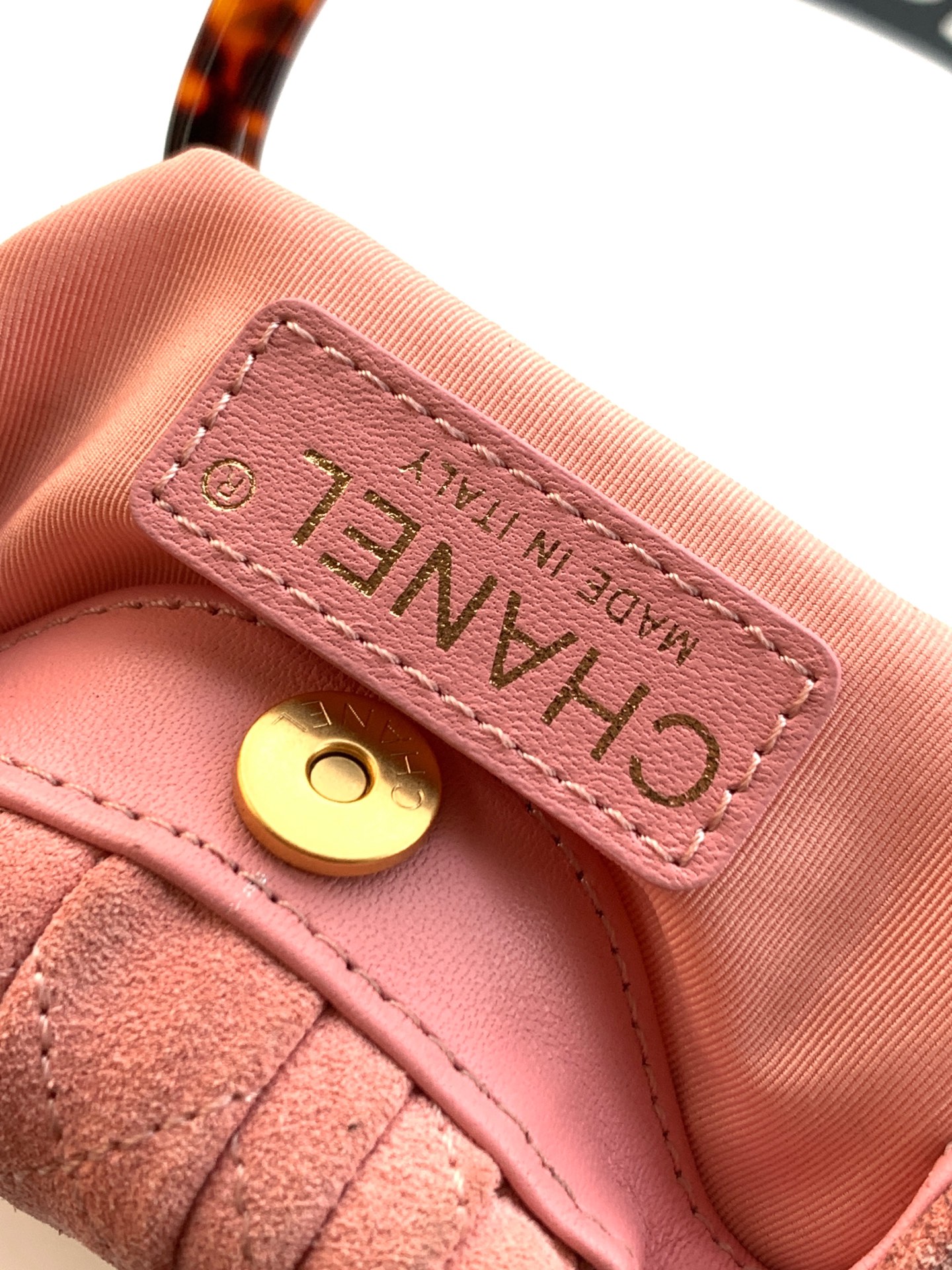 Chanel Basic Bag Pink M-l